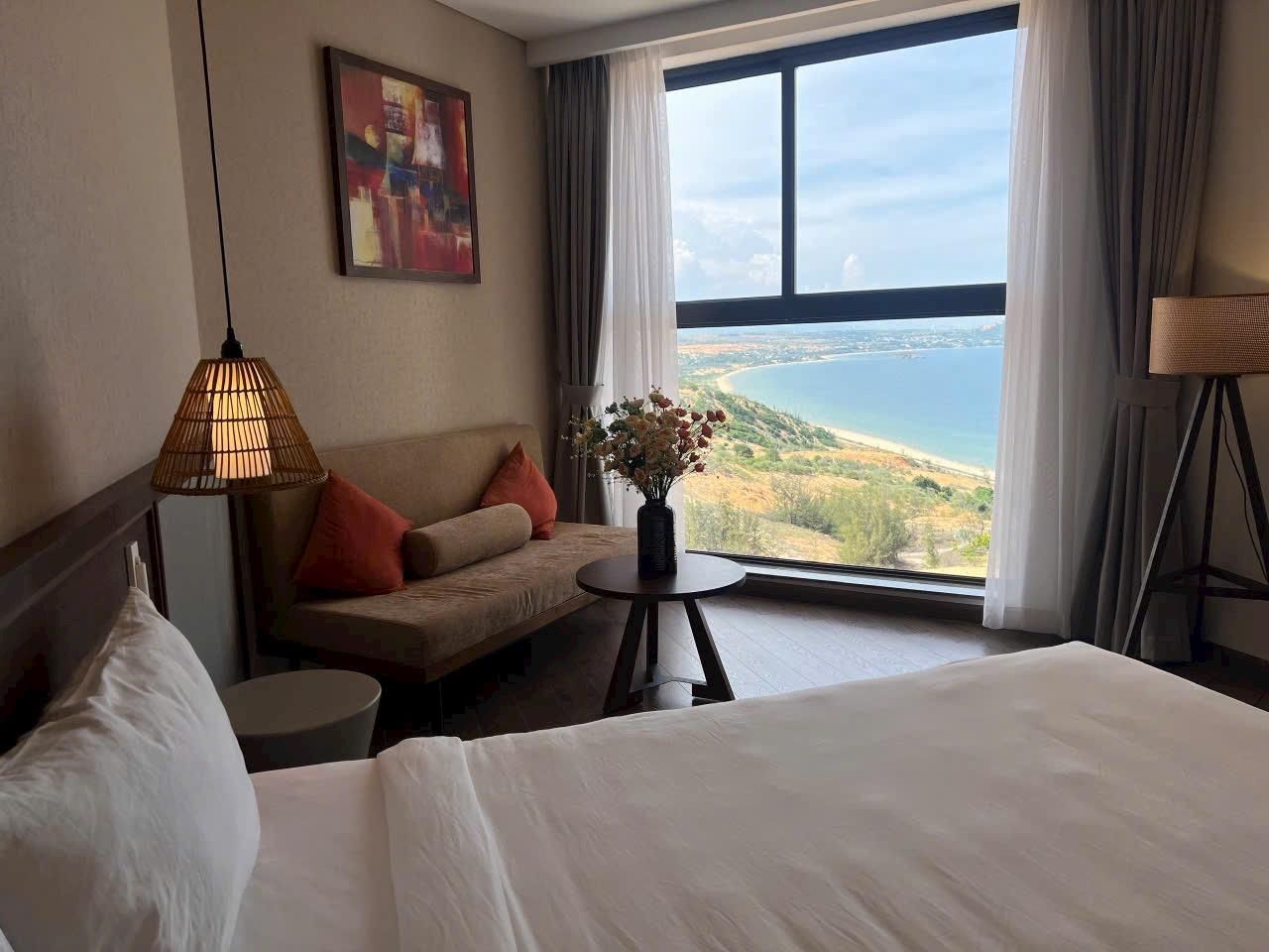 Deluxe Twin Room Type A