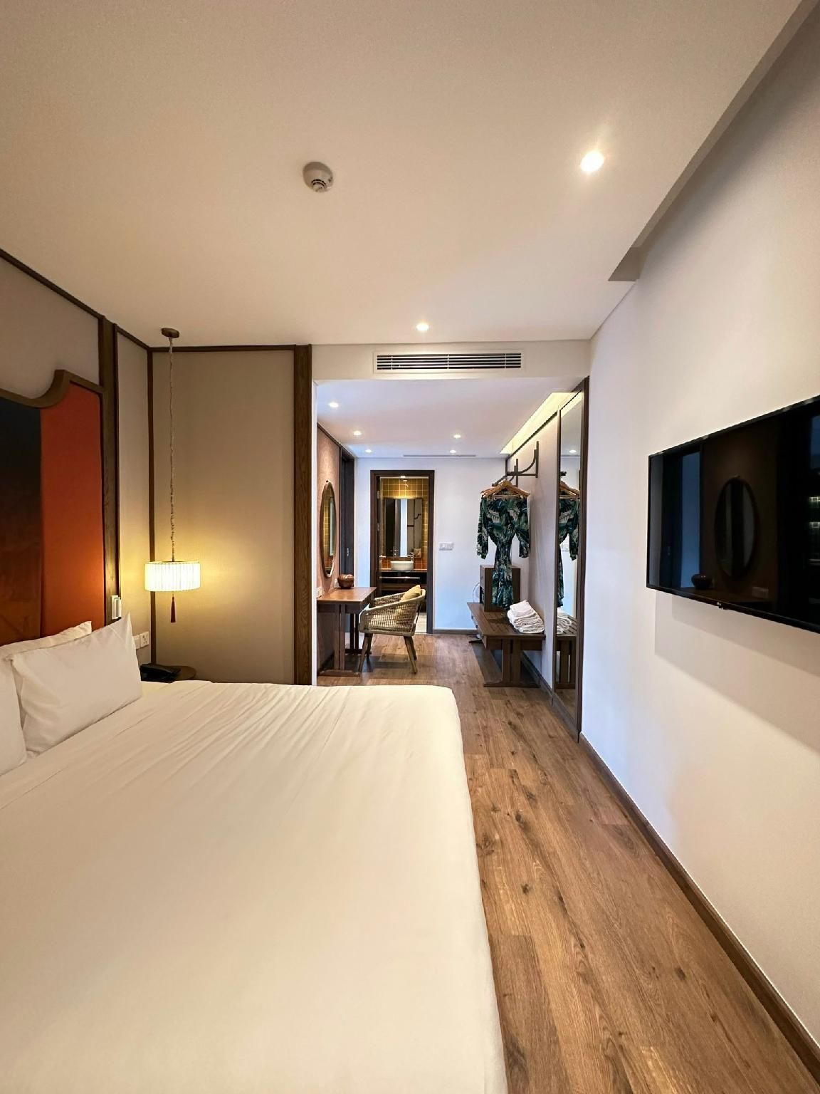 1-Bedroom Suite with Private Pool and Roof Terrace
