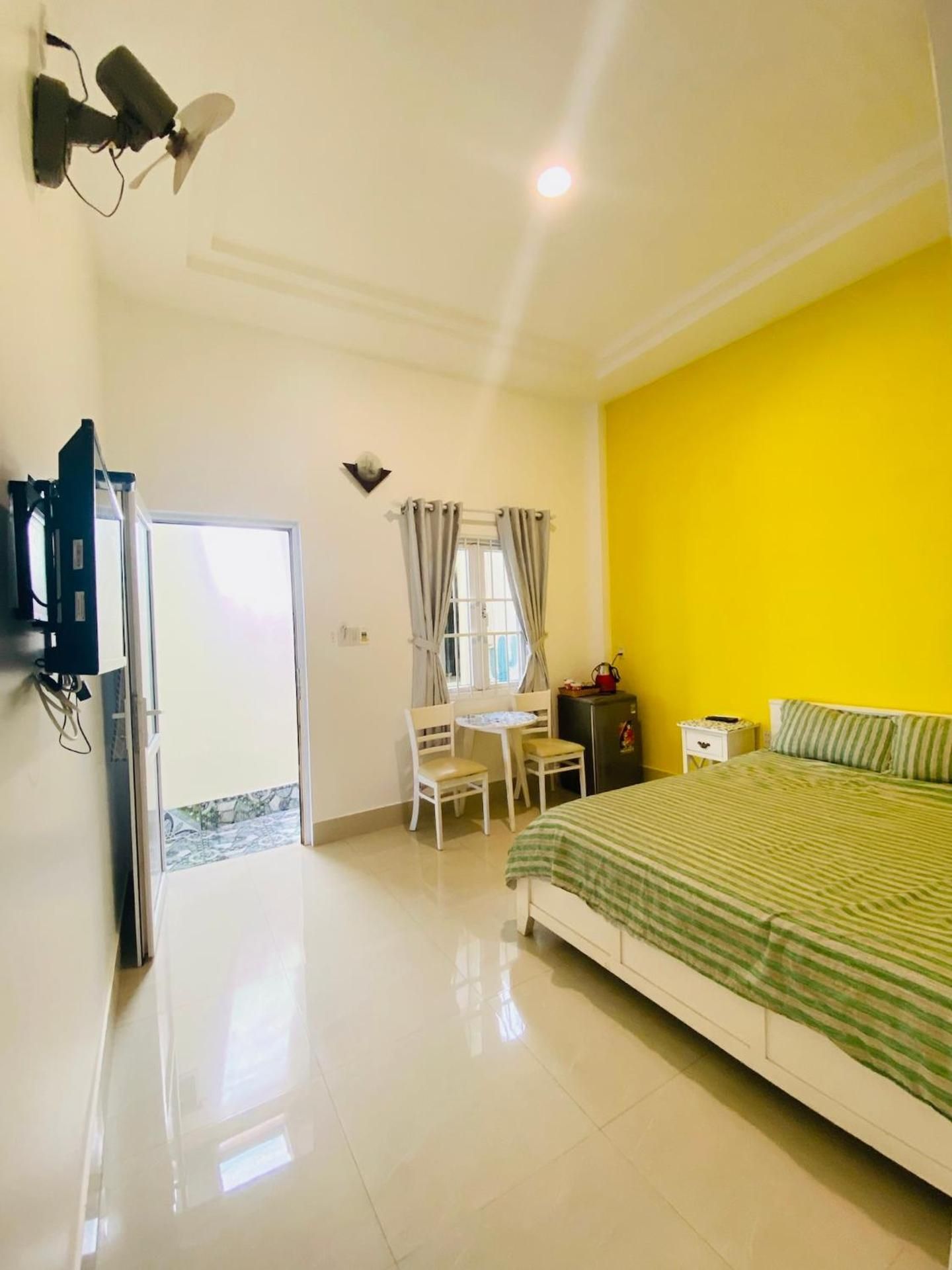 Queen Room