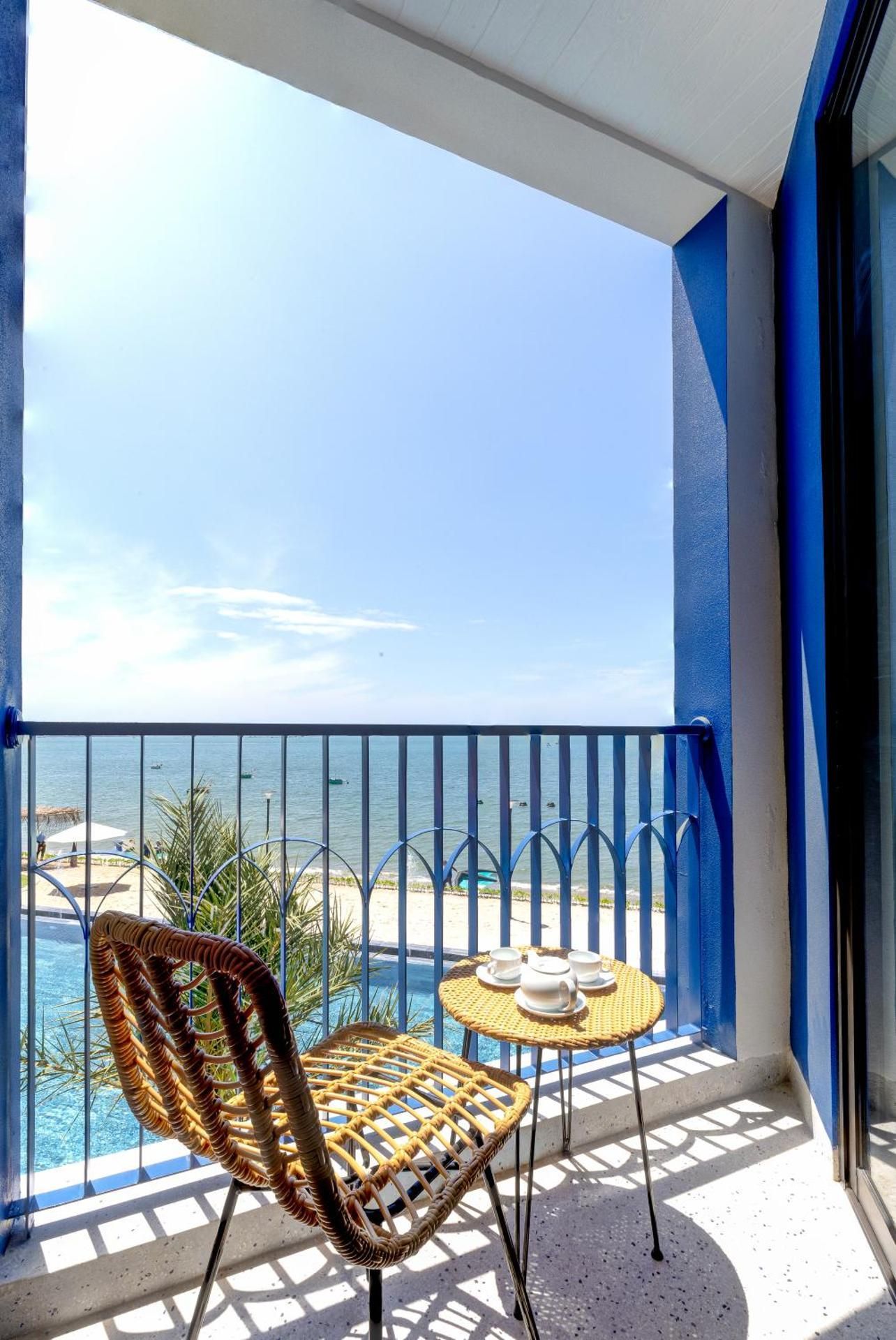 Deluxe Sea View
