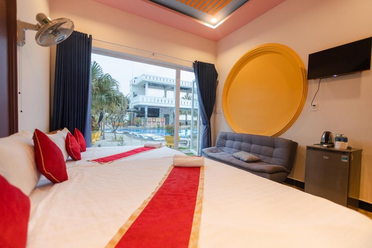 Quadruple Room with View