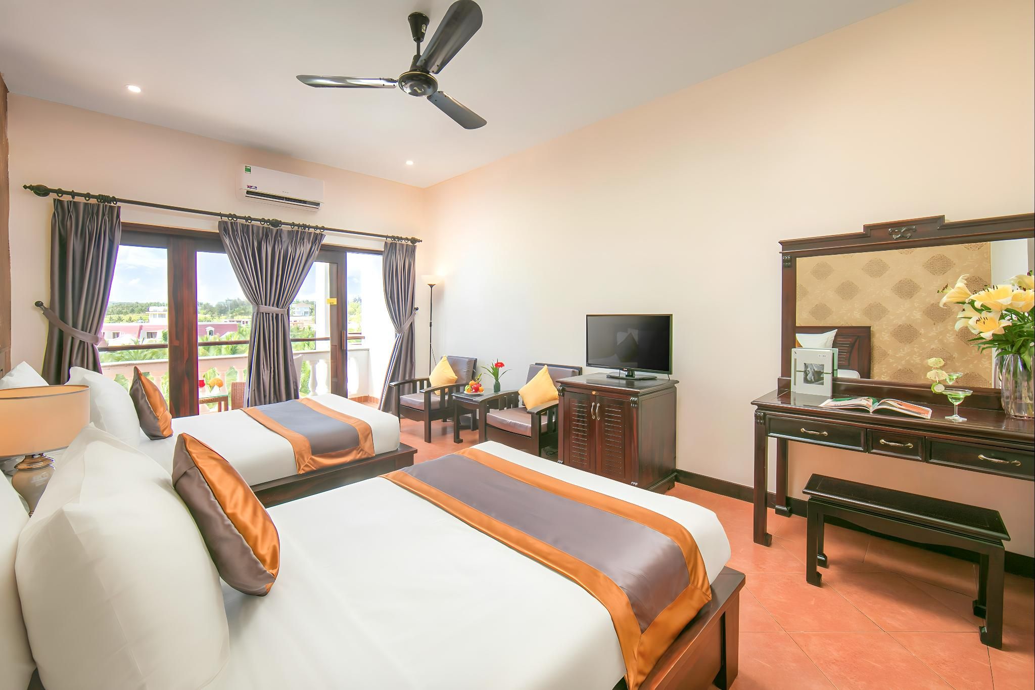 Deluxe Ocean View Twin Room