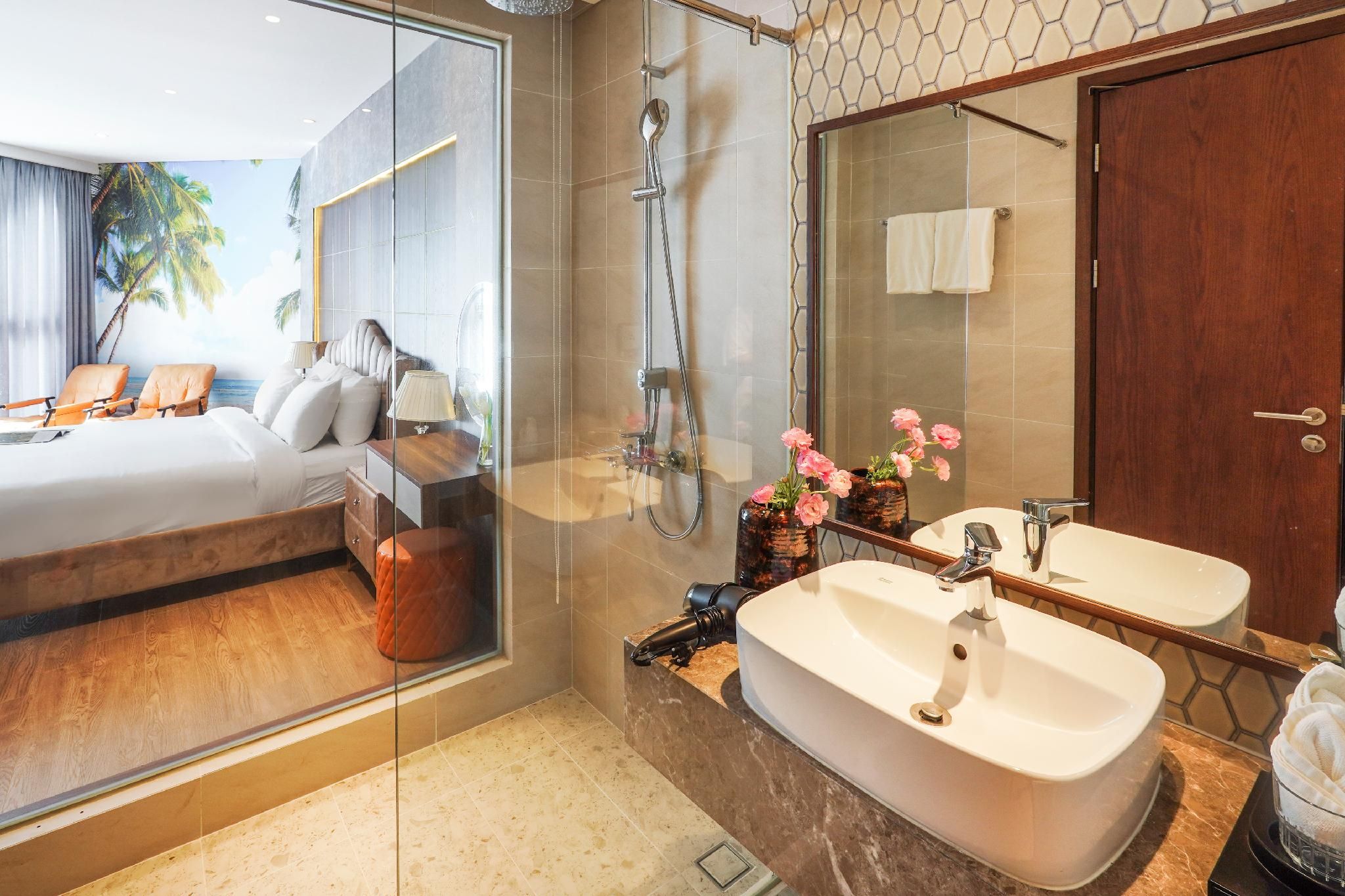 Studio with Garden View