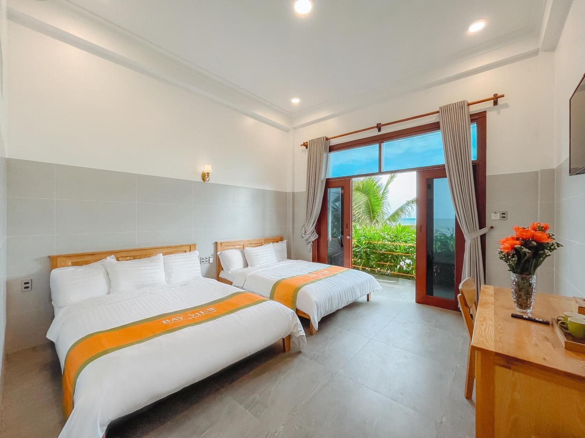 Family Room with Sea View