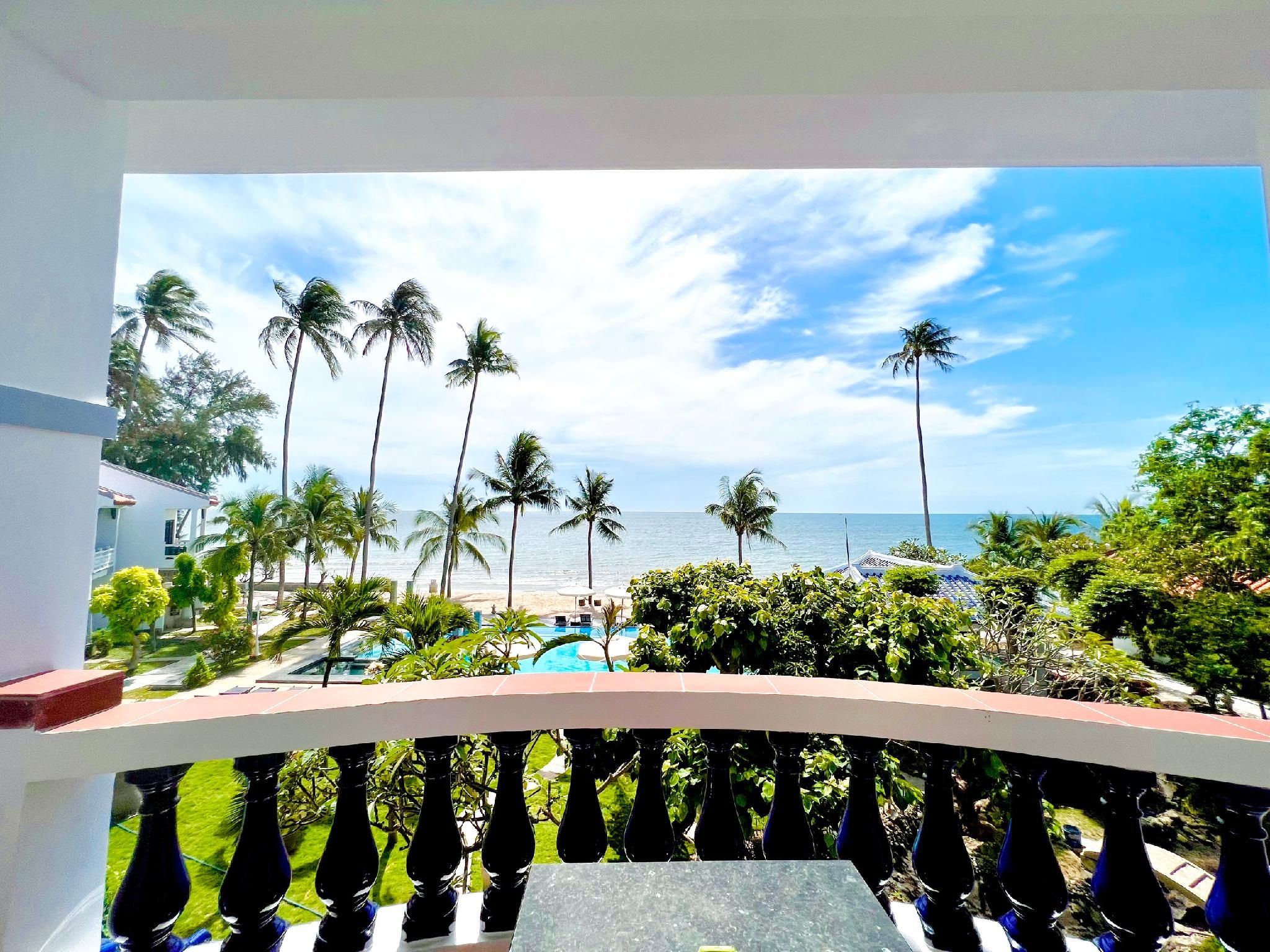 Deluxe Sea View Room