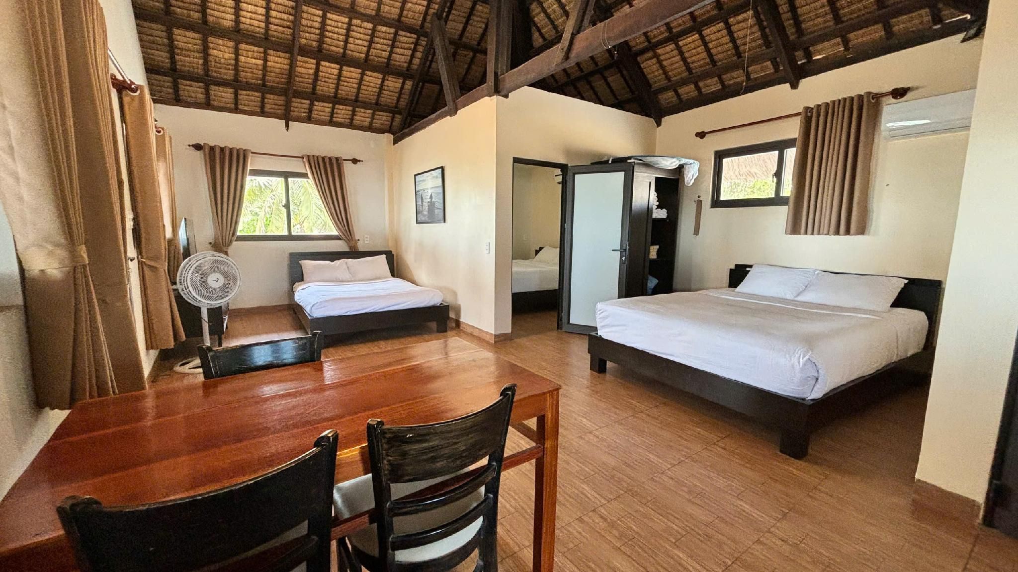 Sea View Deluxe Room with Balcony
