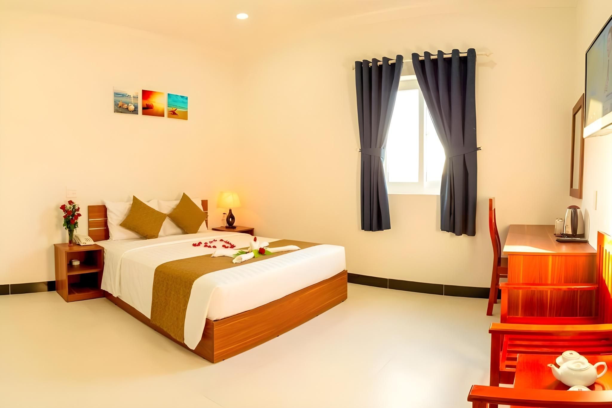 Triple Deluxe Room