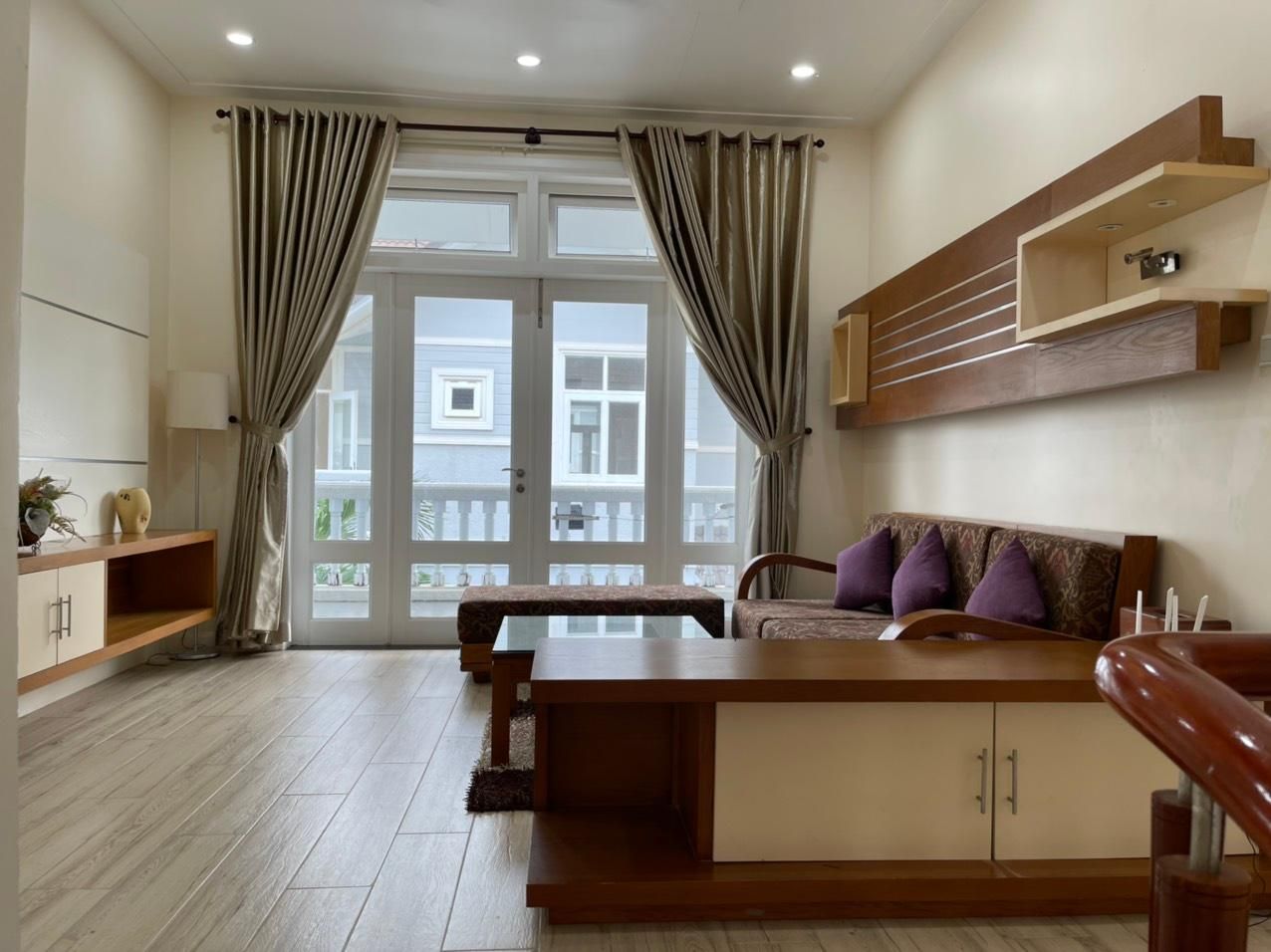 4 bedrooms