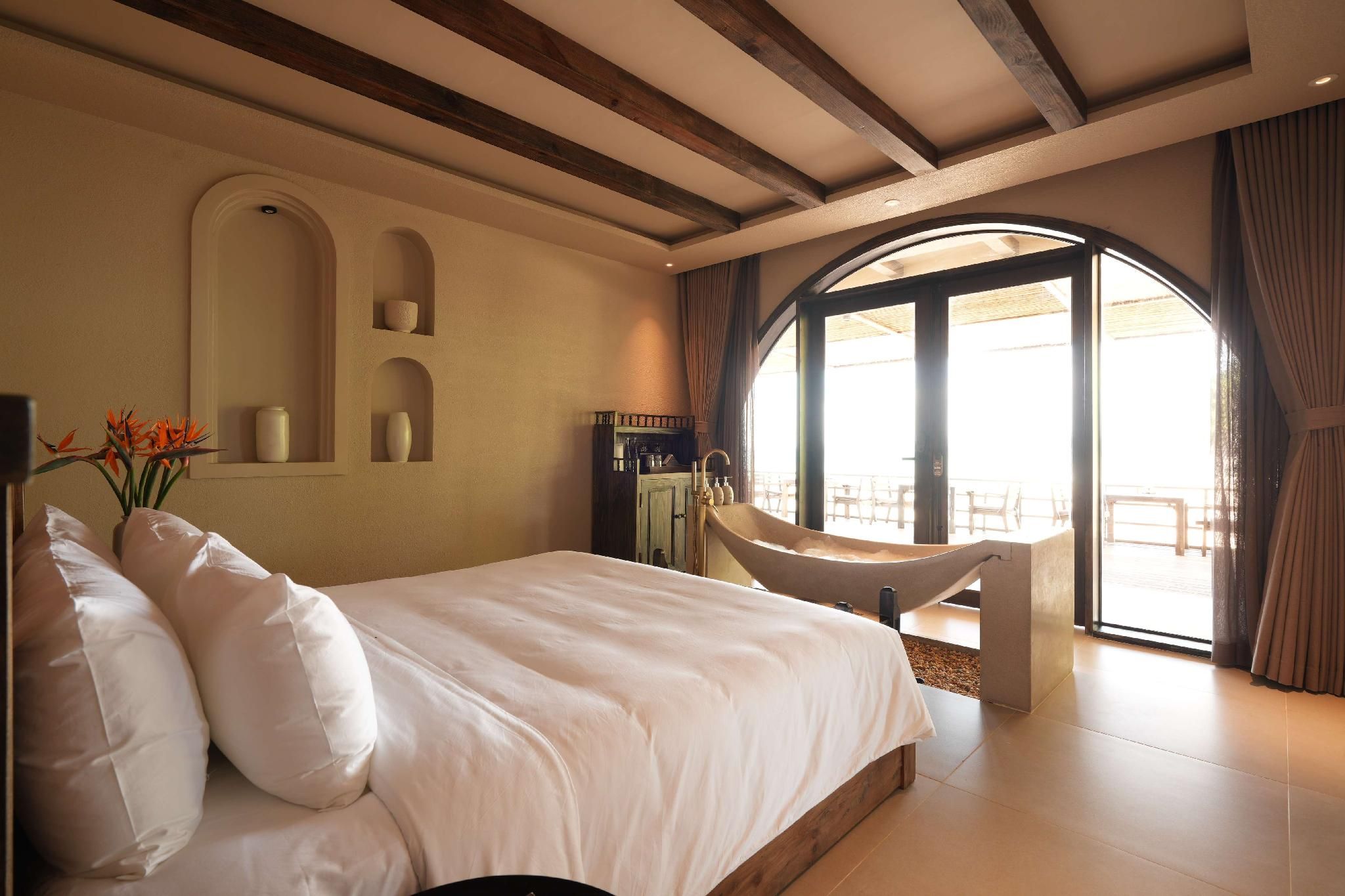 Deluxe Sea View
