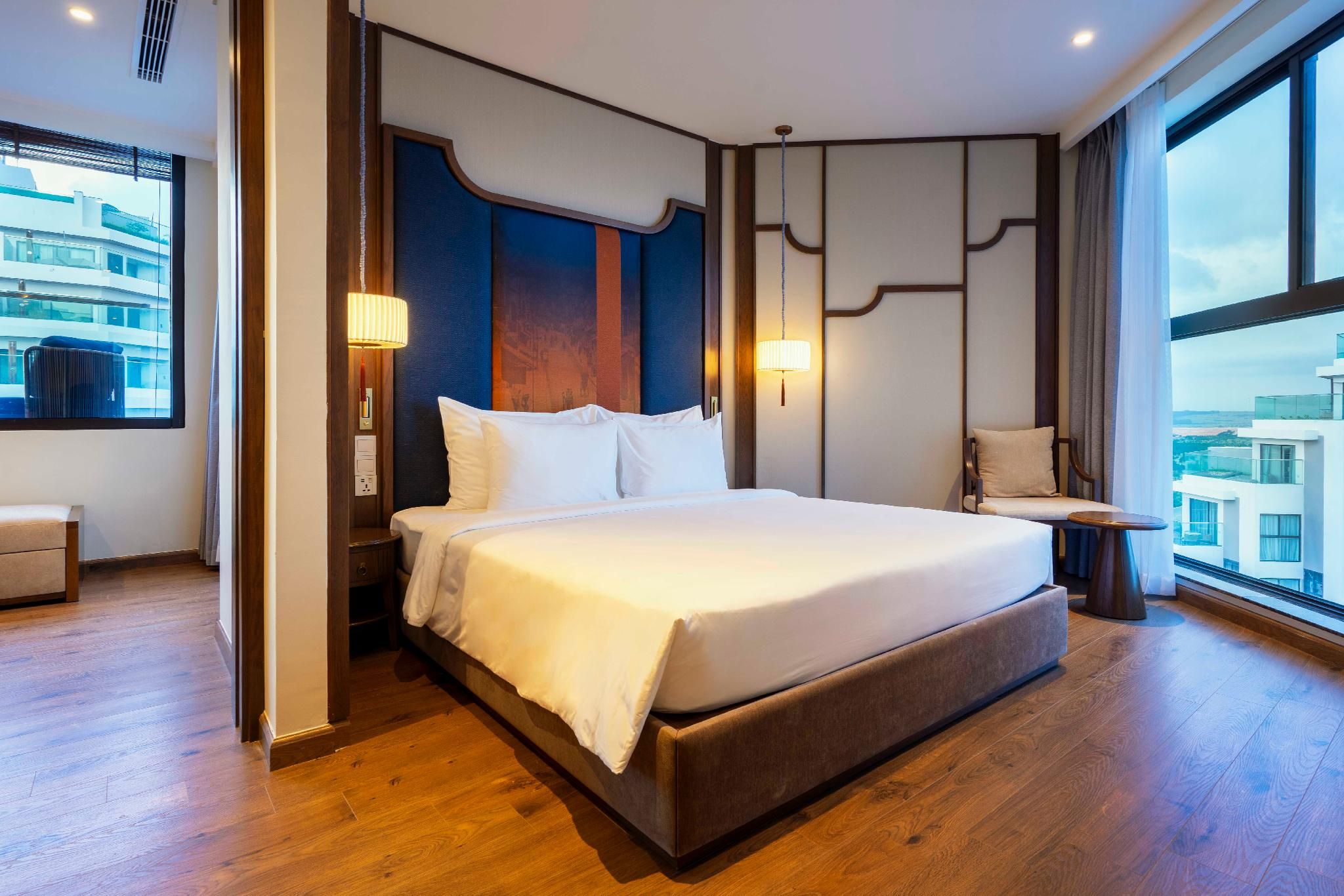 Junior Suite Pool Access