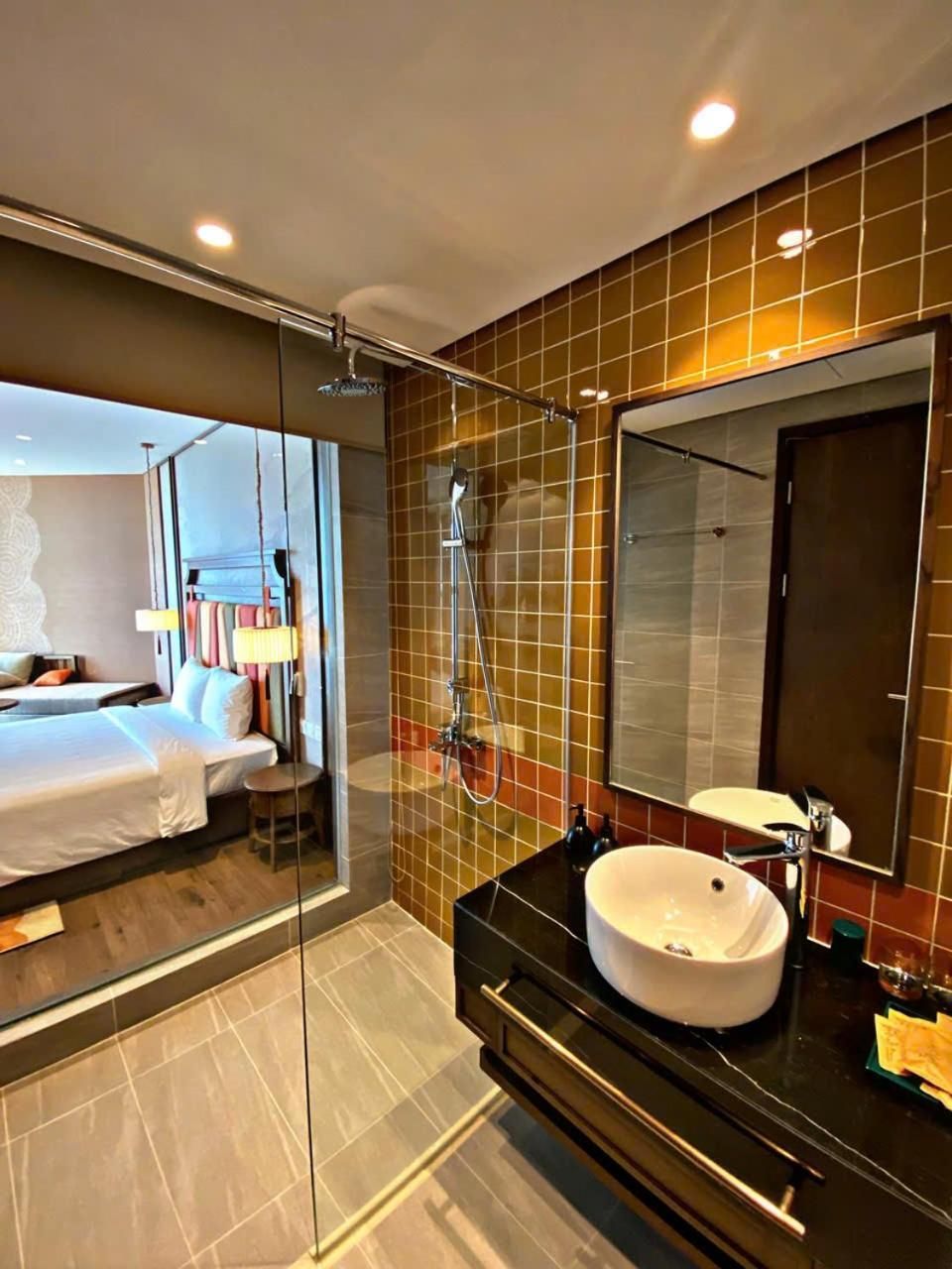 Twin Room with Pool View
