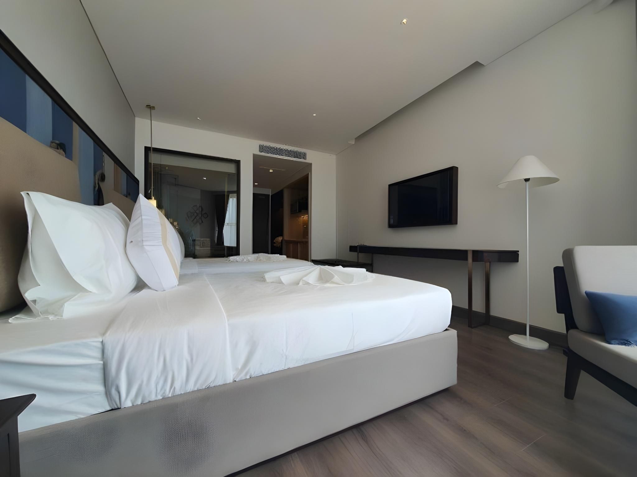 Executive Deluxe Twin Room - Non-Smoking
