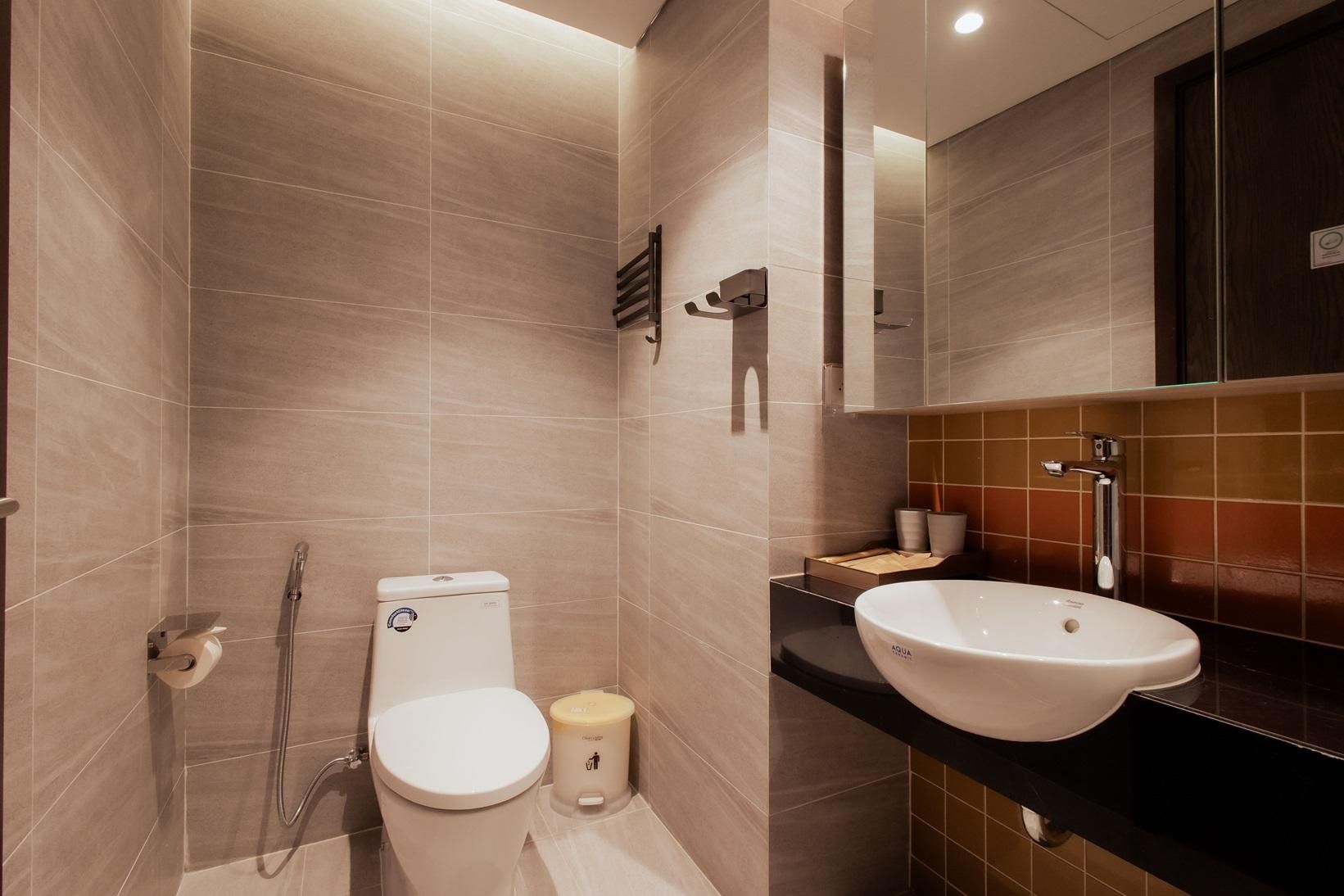 Suite - 2 Beds 1 Extra with Kitchen and Washing Machine