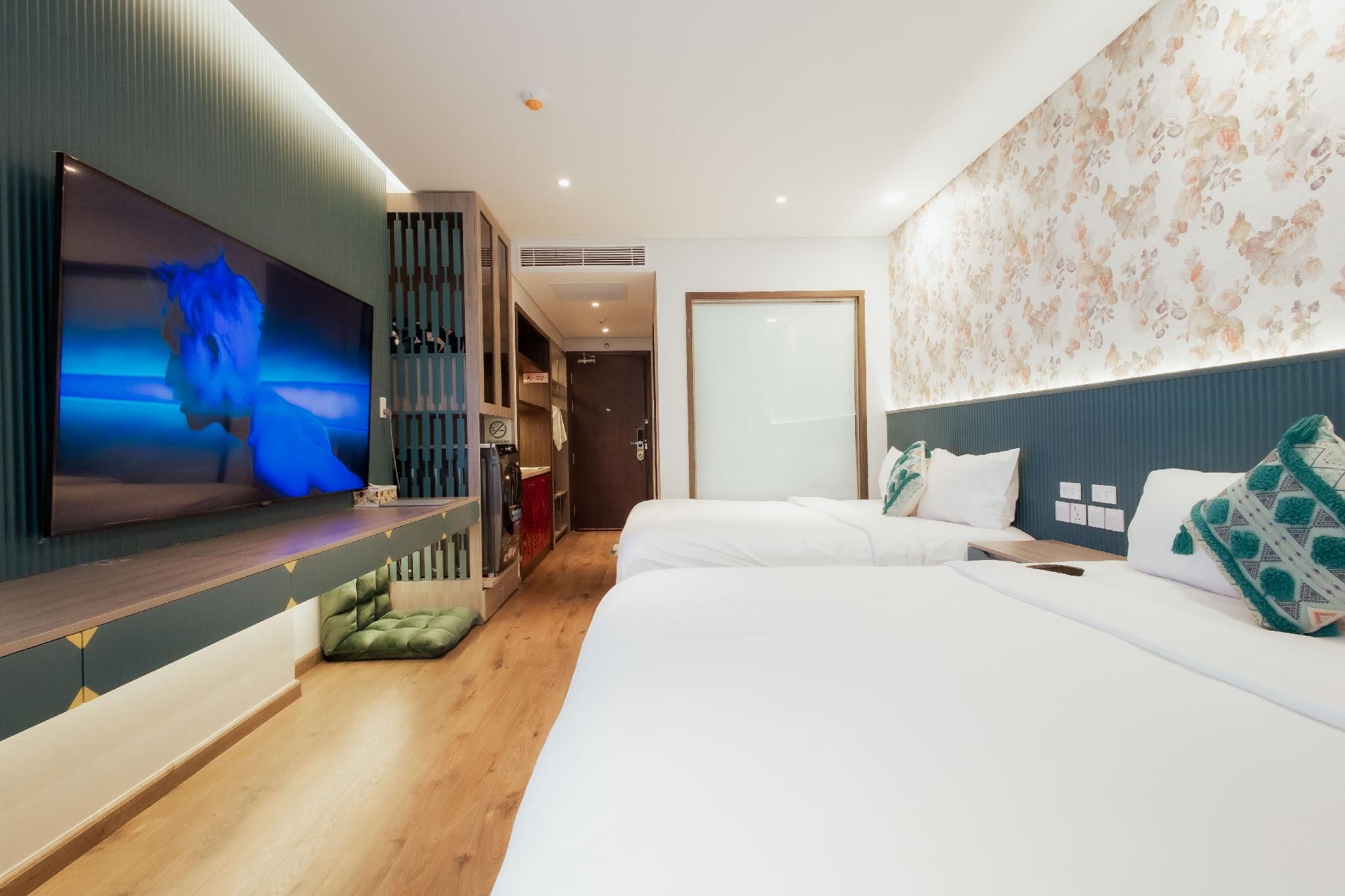 Suite - 2 Beds 1 Extra with Kitchen and Washing Machine