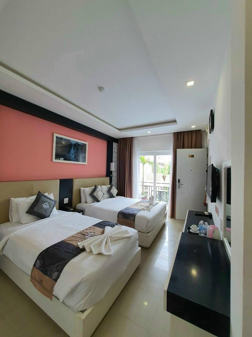 Deluxe Triple Room