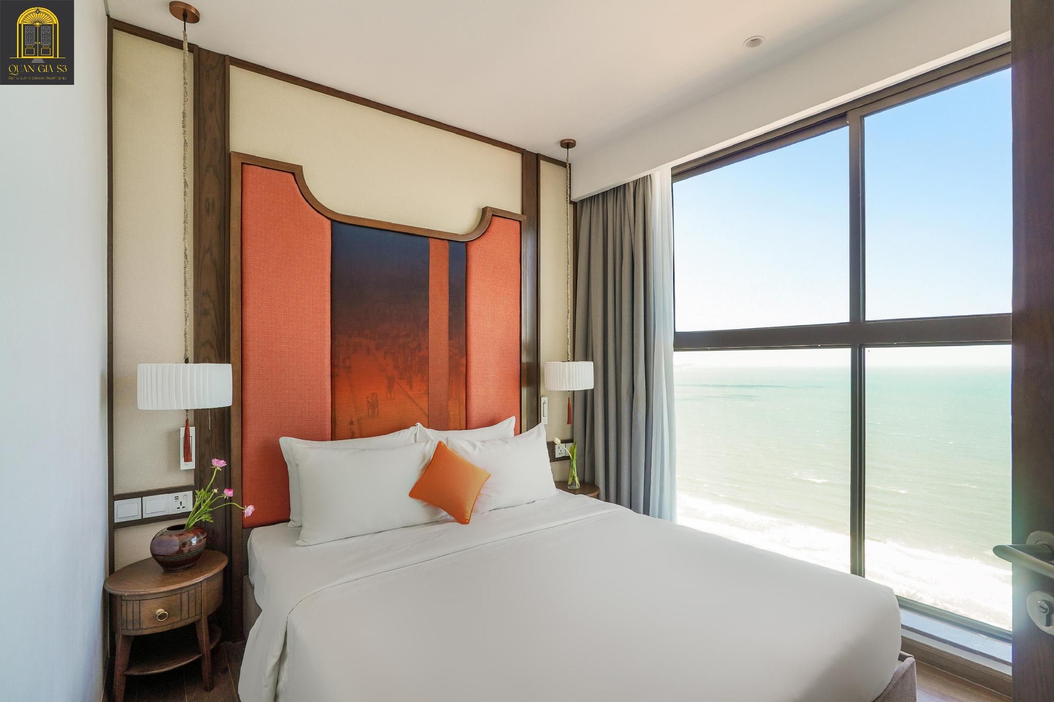 Two-Bedroom Ocean View Apartment