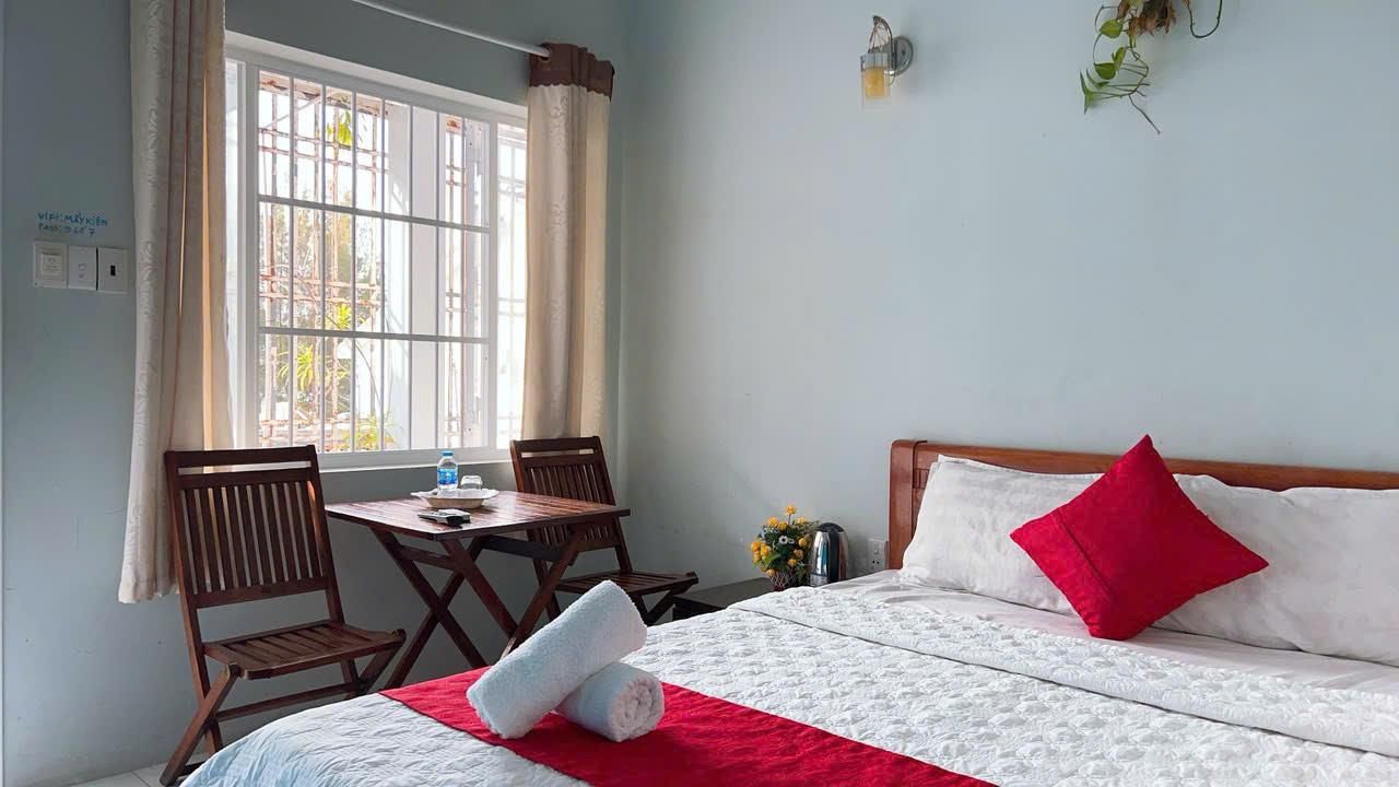 Twin Bed Room