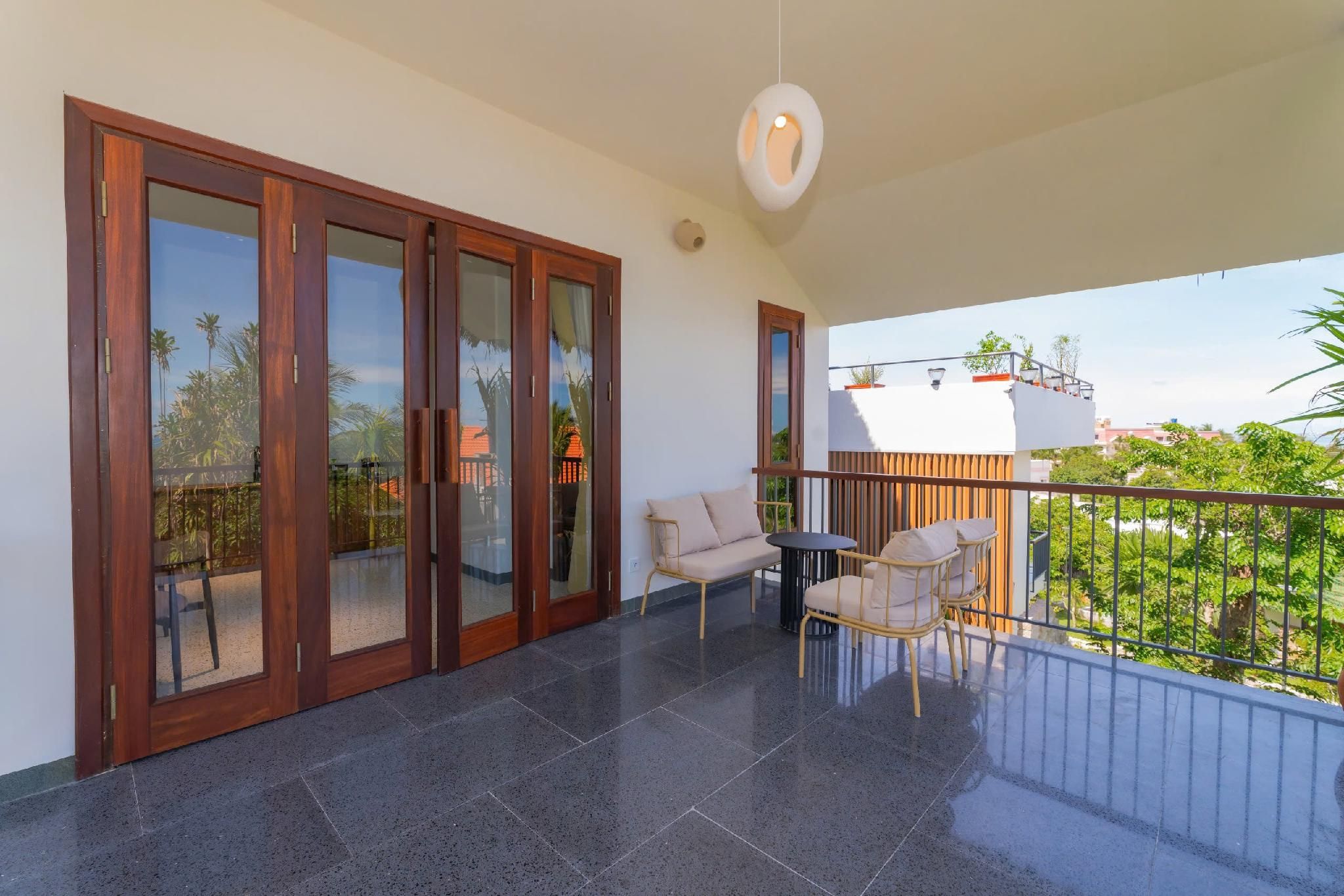 Suite with Balcony