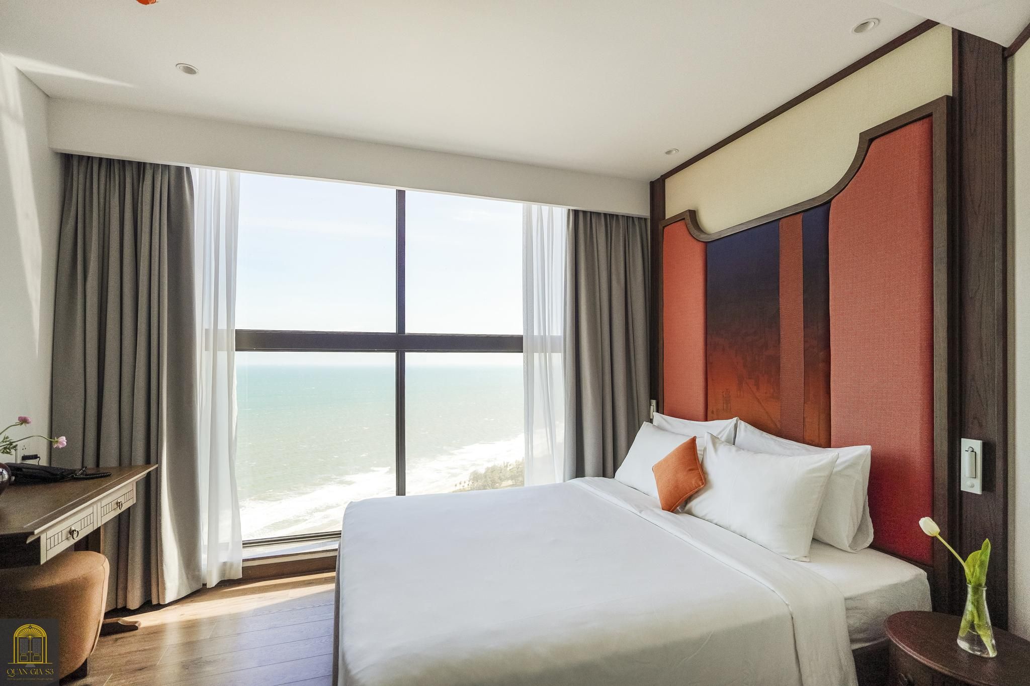 2-Bedroom Sea View Apartment