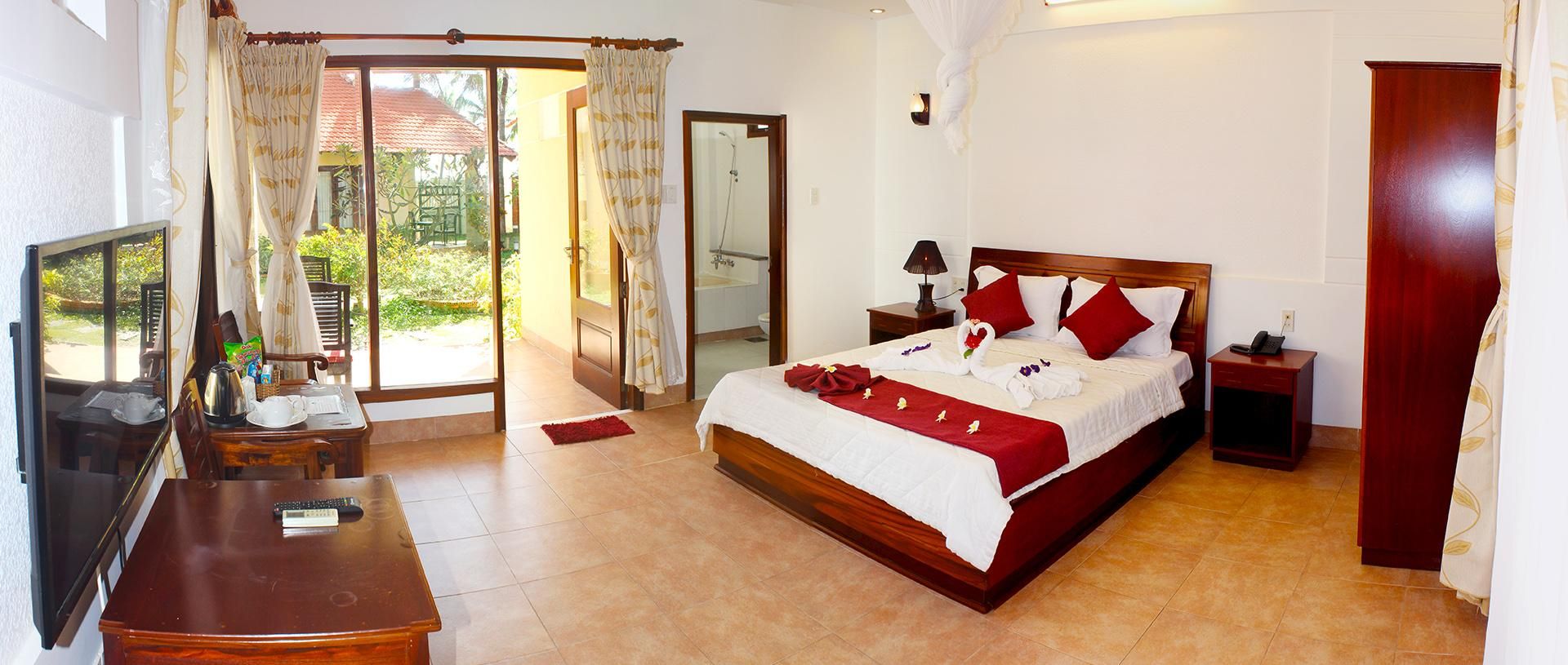 Bungalow Double Garden View