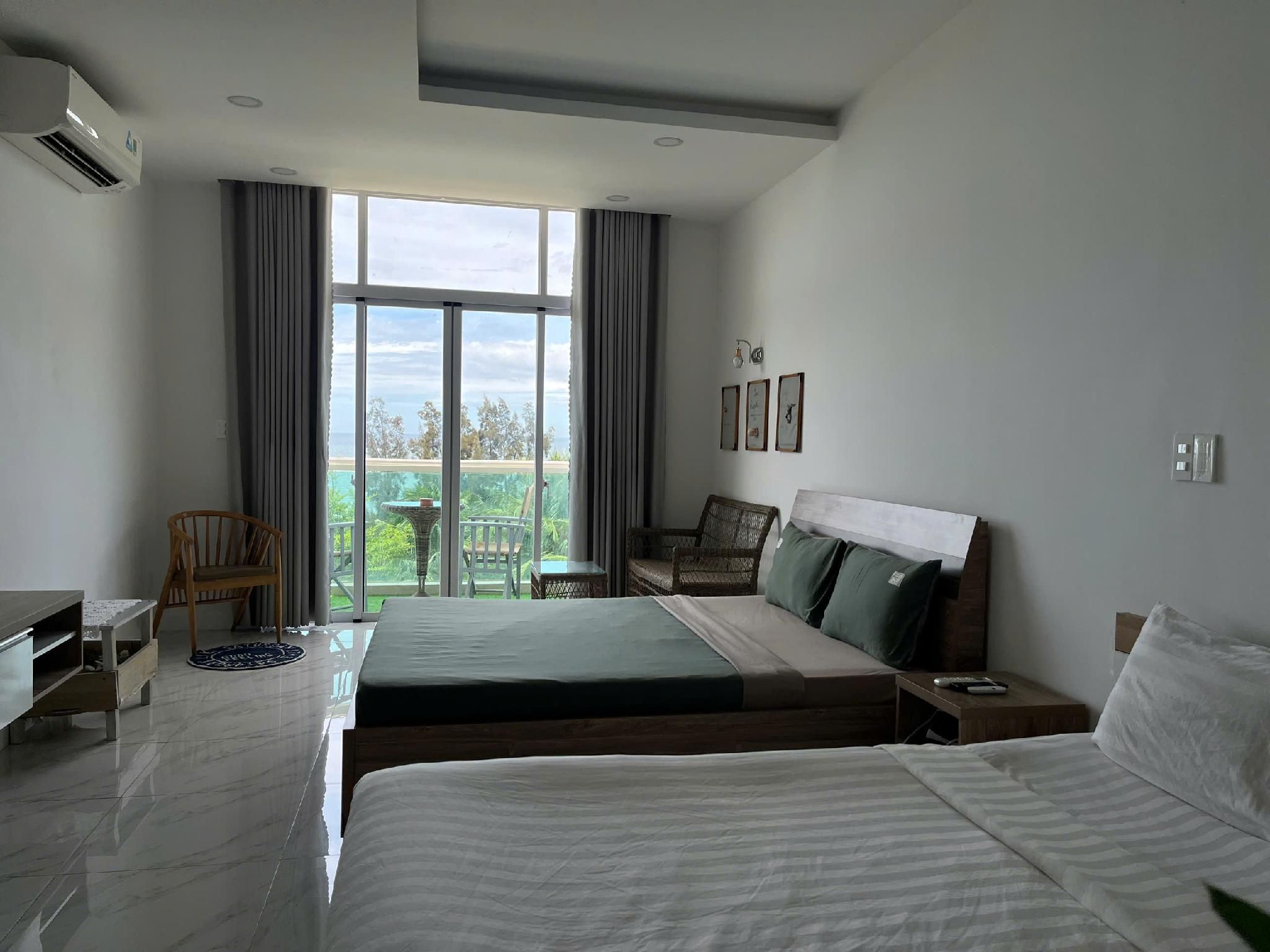 2 Beds Big Studio