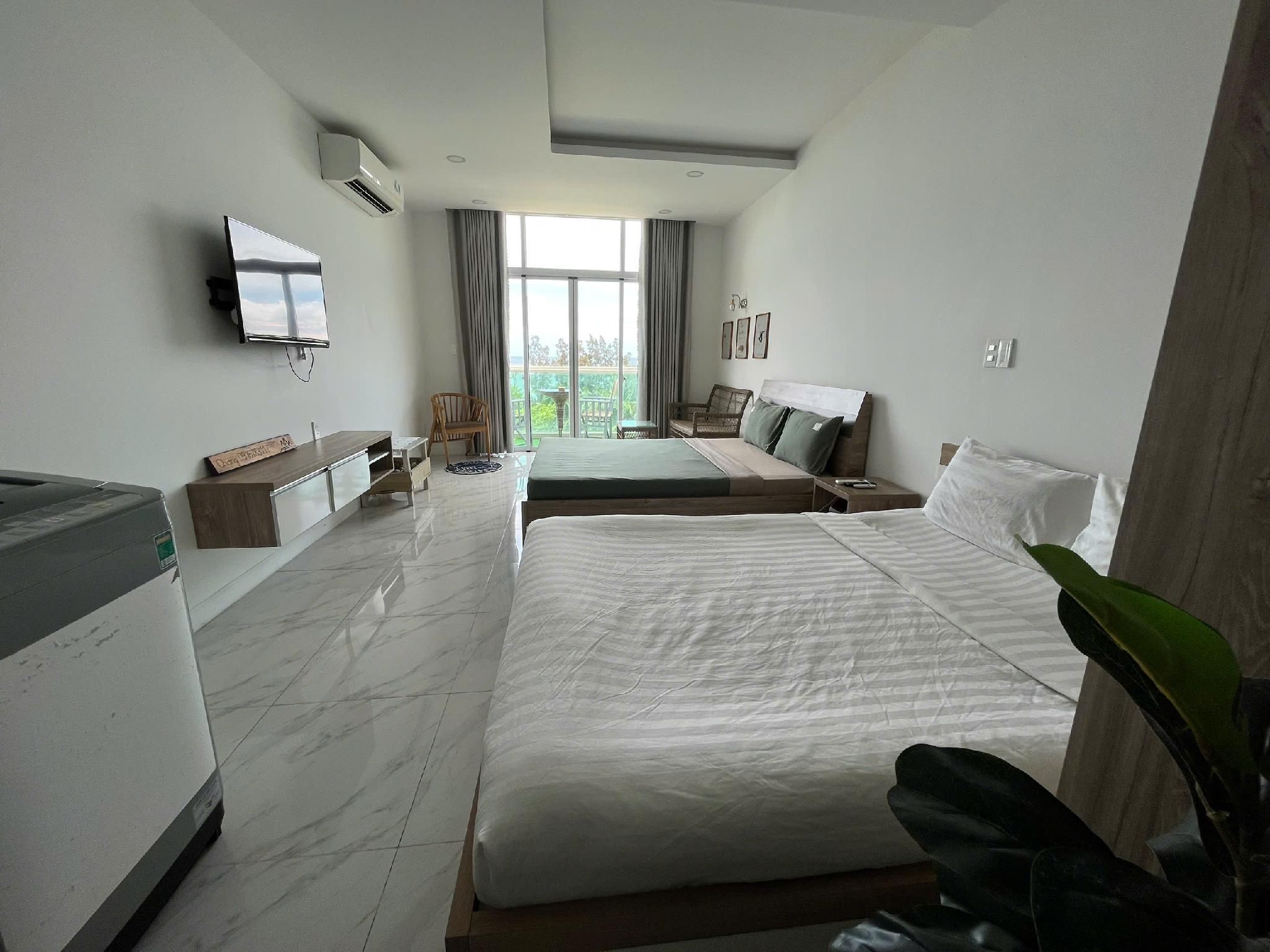 2 Beds Big Studio