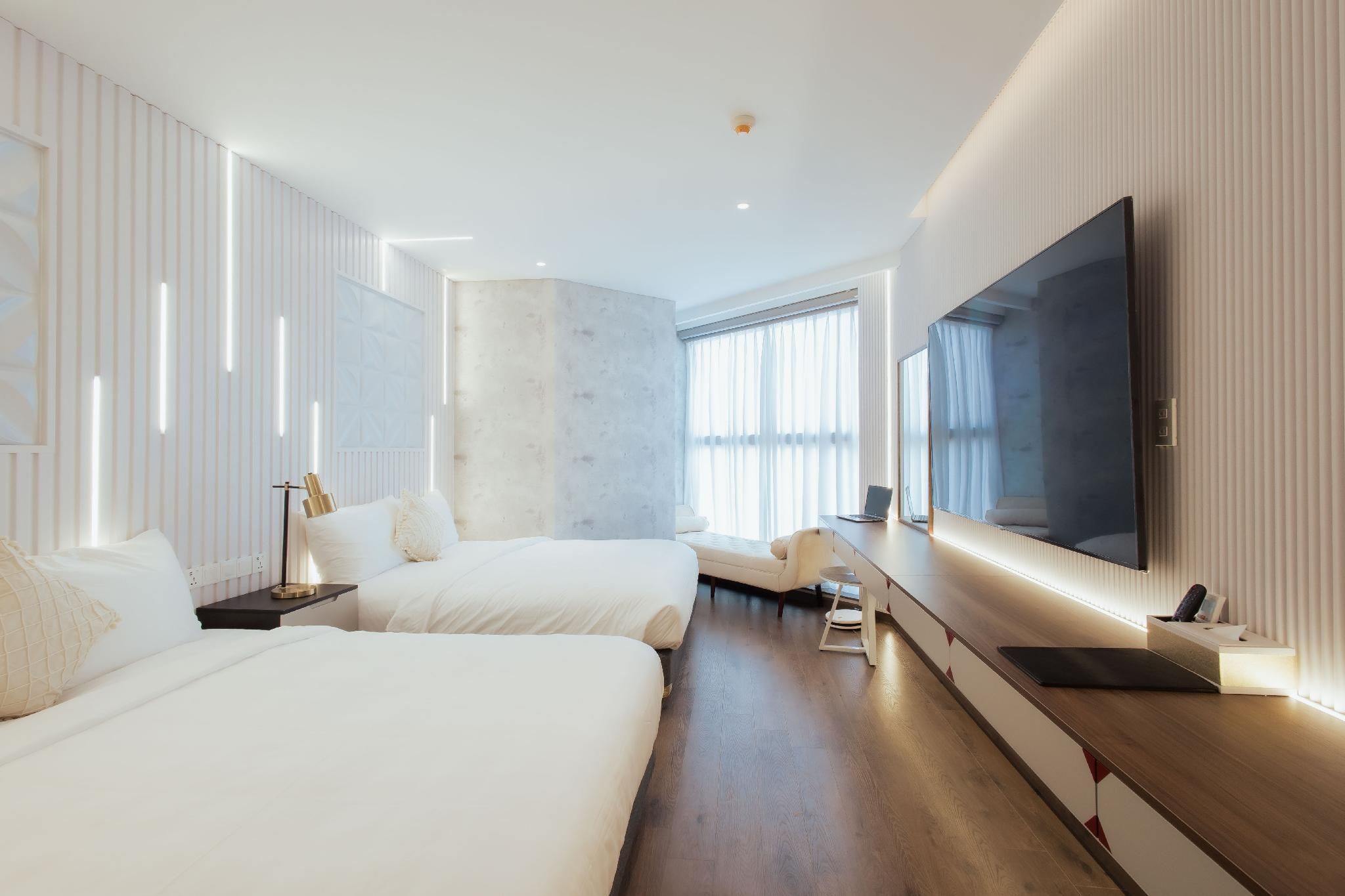 Suite - 2 Beds 1 Extra with Kitchen and Washing Machine