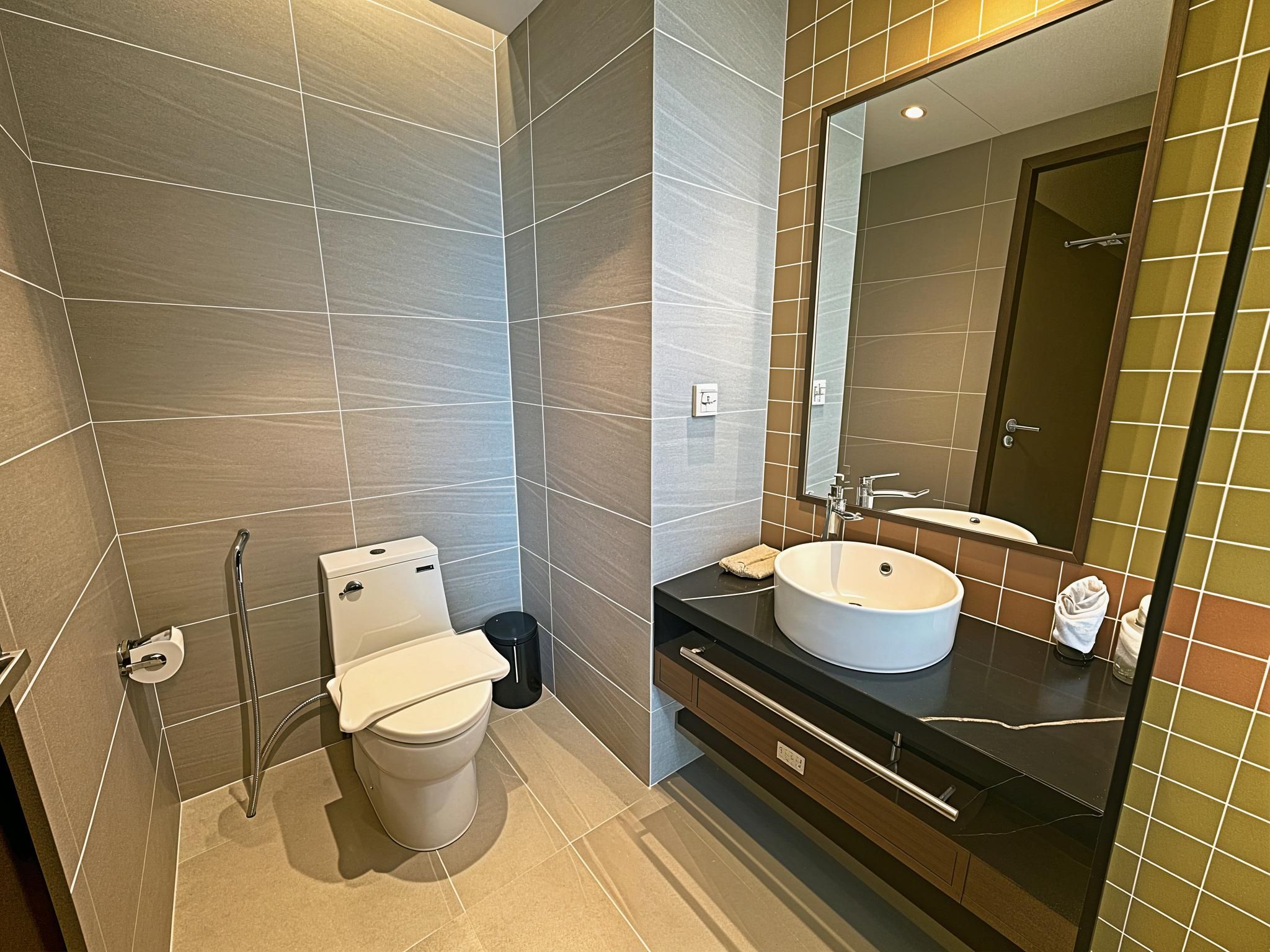 High Floor Ocean View Quadruple Room