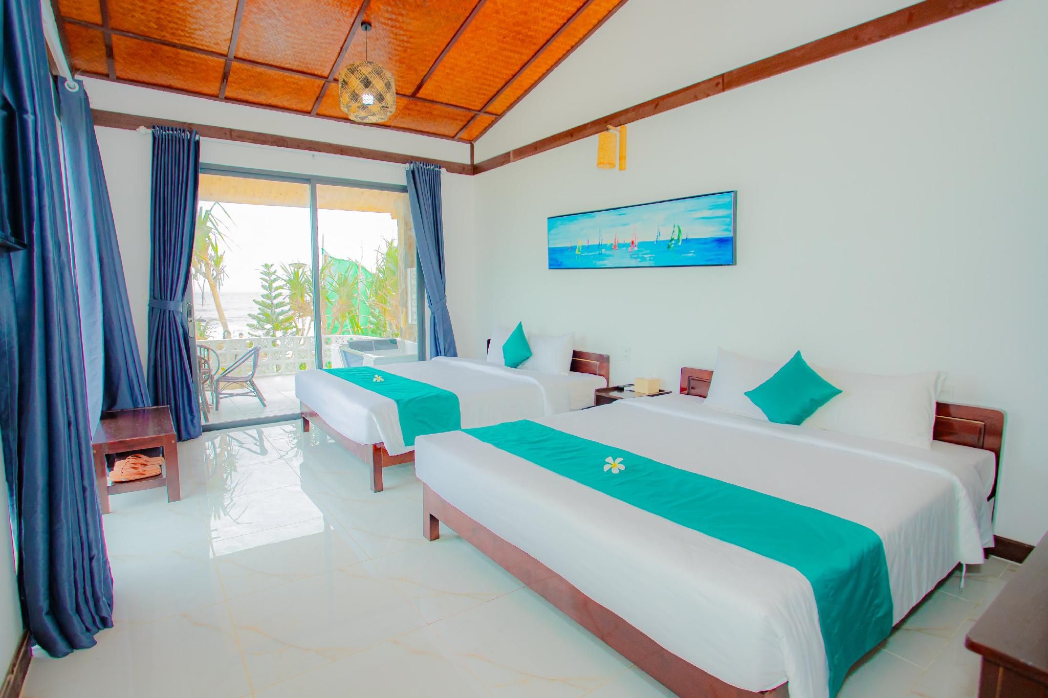 Panorama and Ocean View Suite
