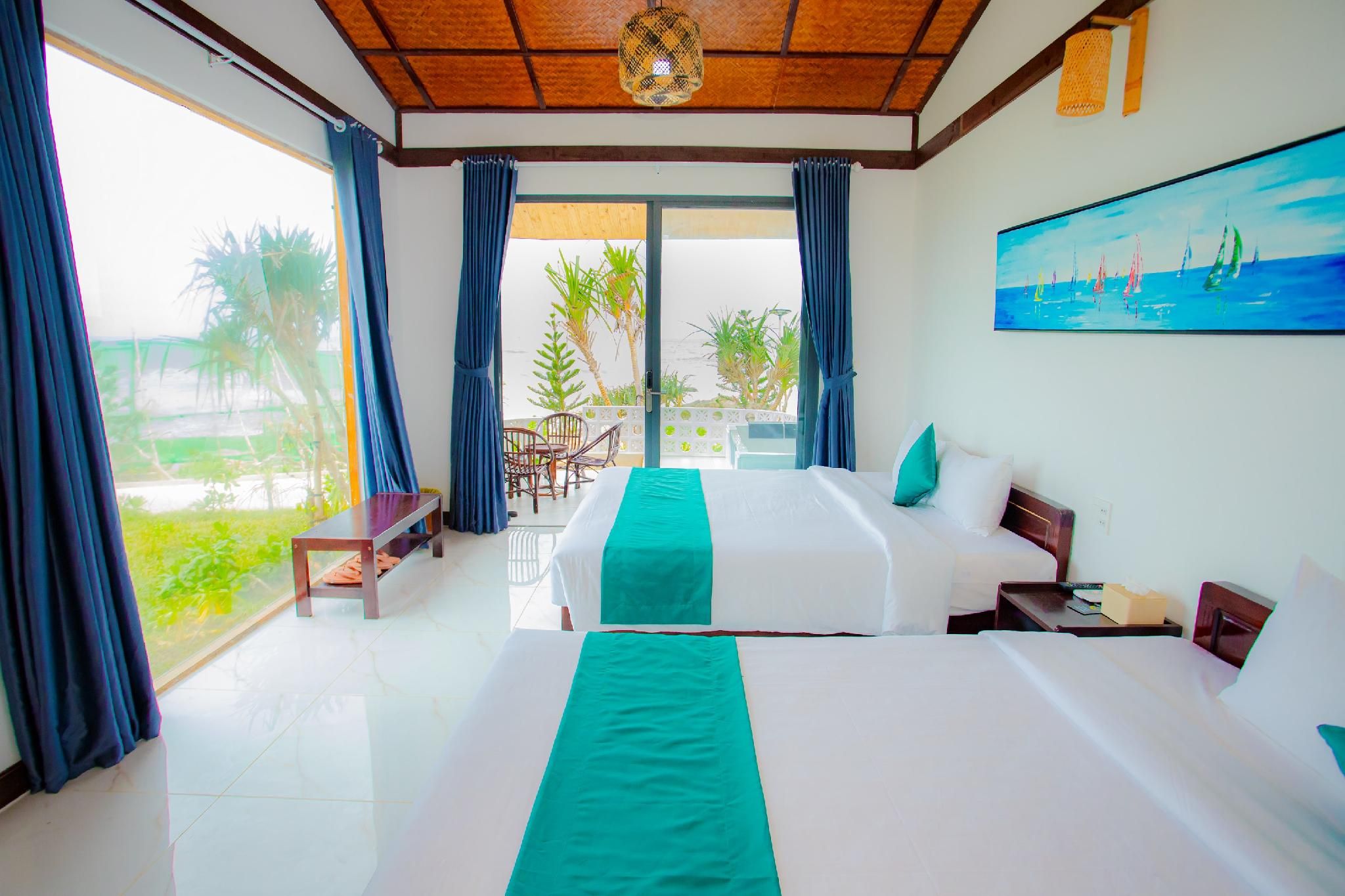 Panorama and Ocean View Suite