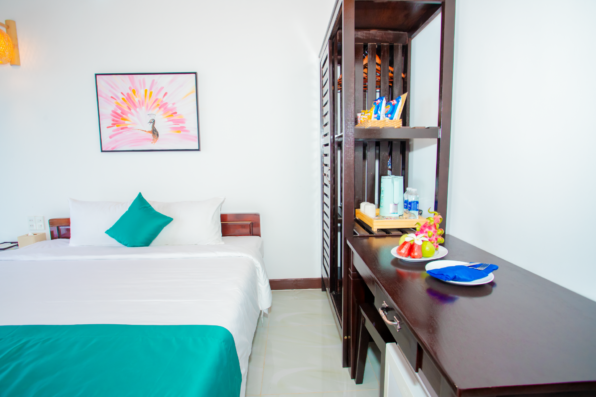 Delight King Bed