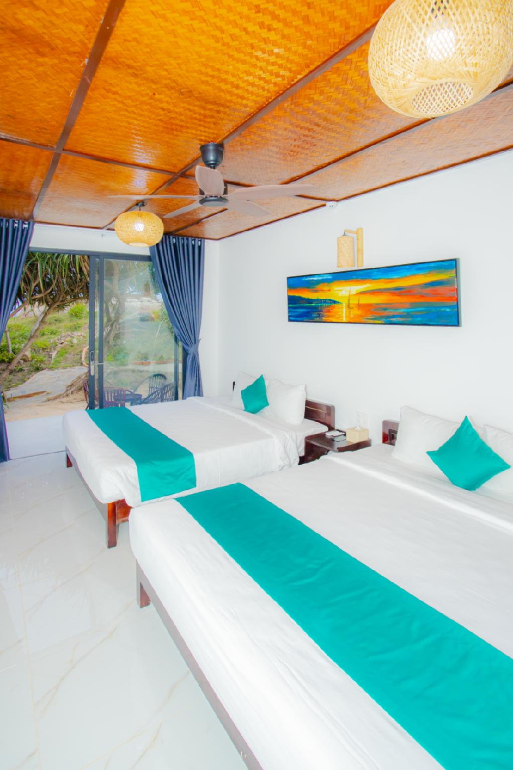 Deluxe Ocean View Twin