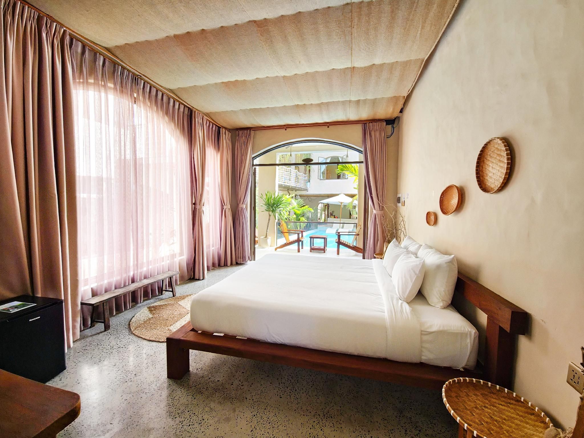 Balcony King Room
