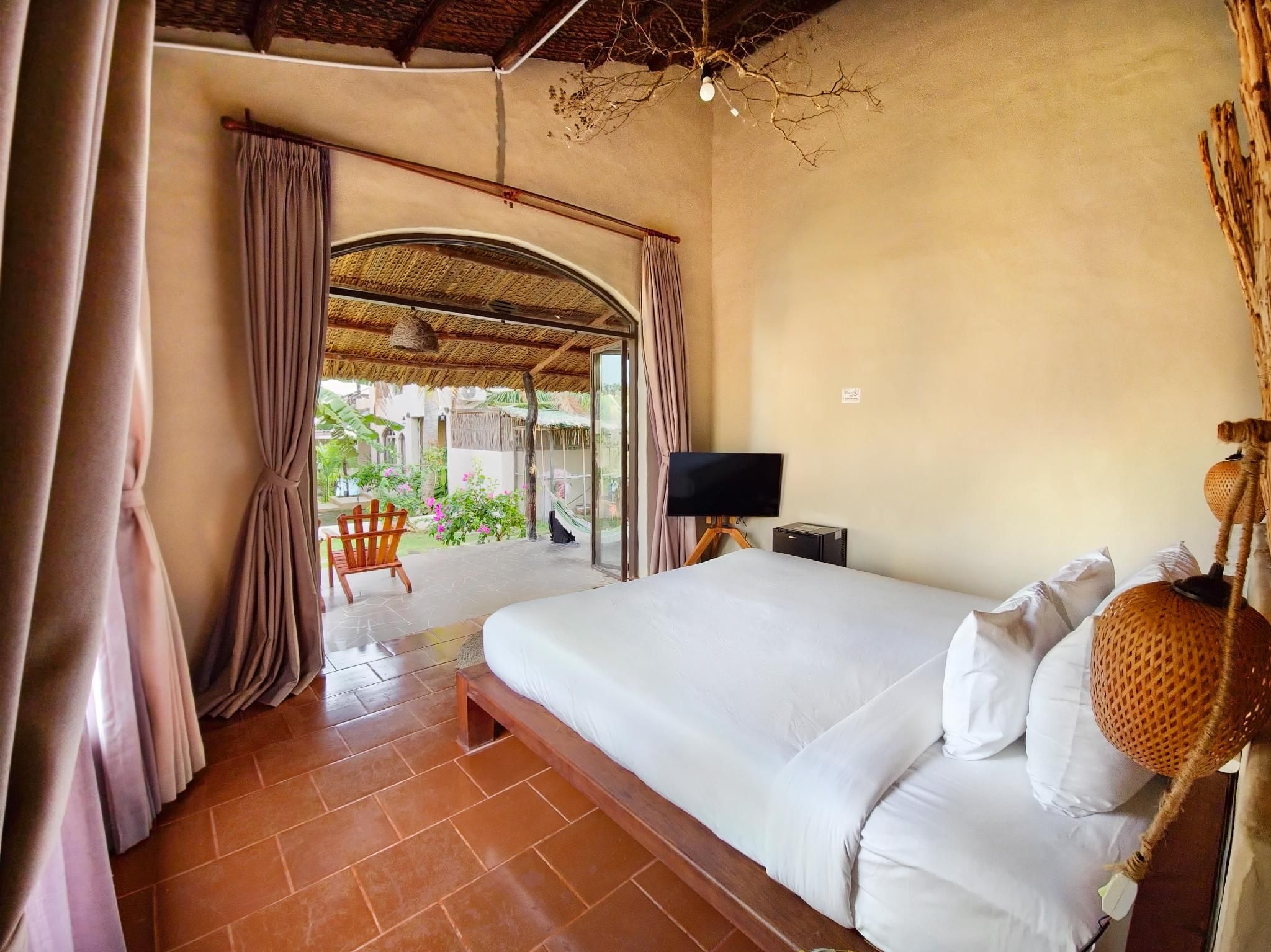 Bungalow - Garden View