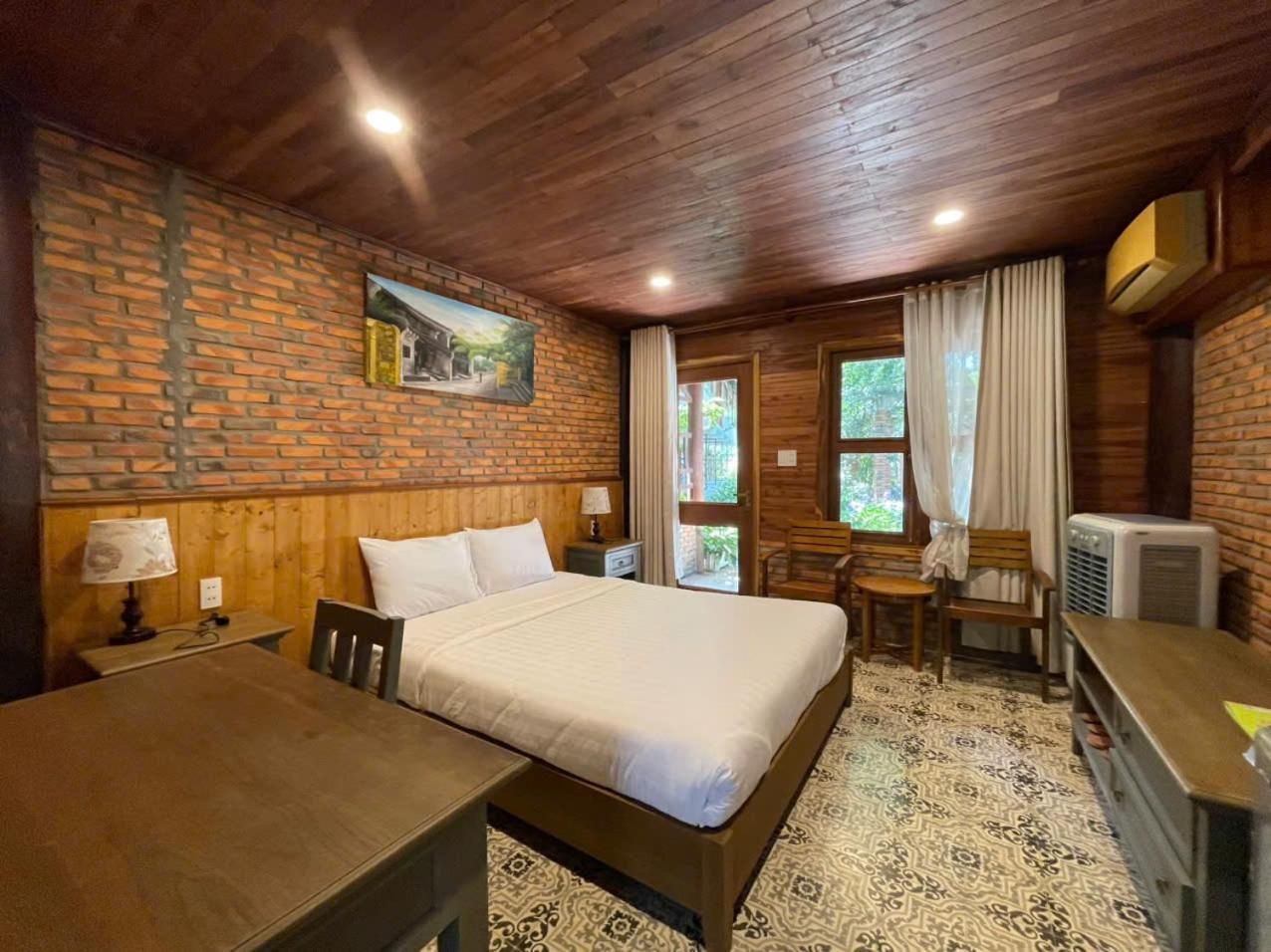 Queen Room with Sea View