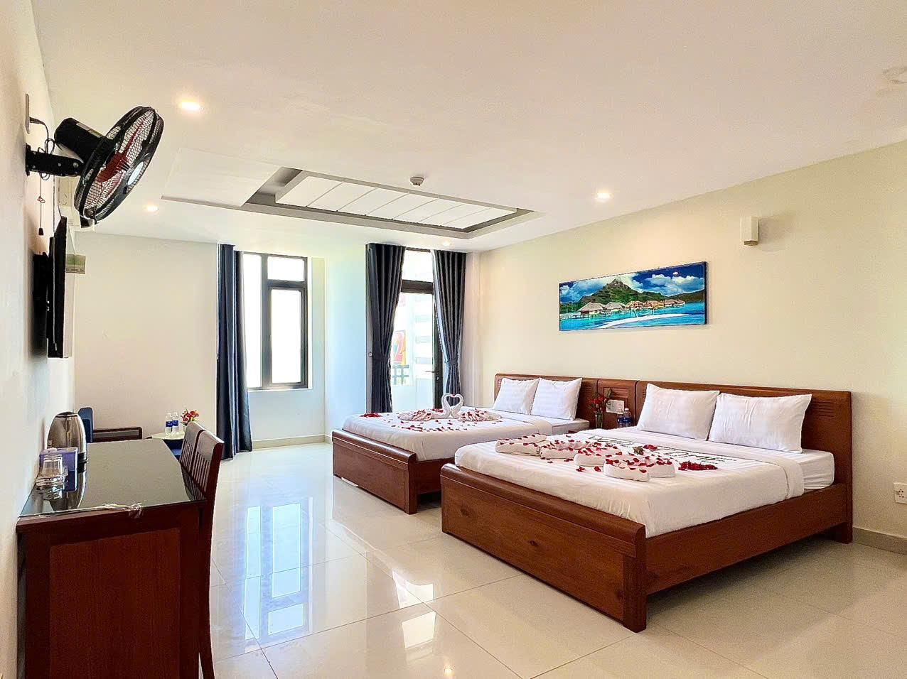 Quadruple Room with Balcony