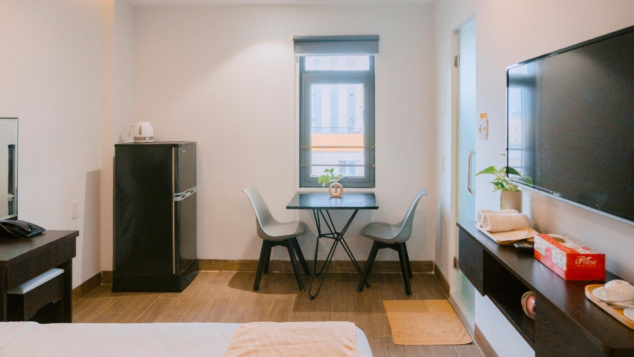 Horizon Front Beach Hotel Danang						 Superior Queen Room 3