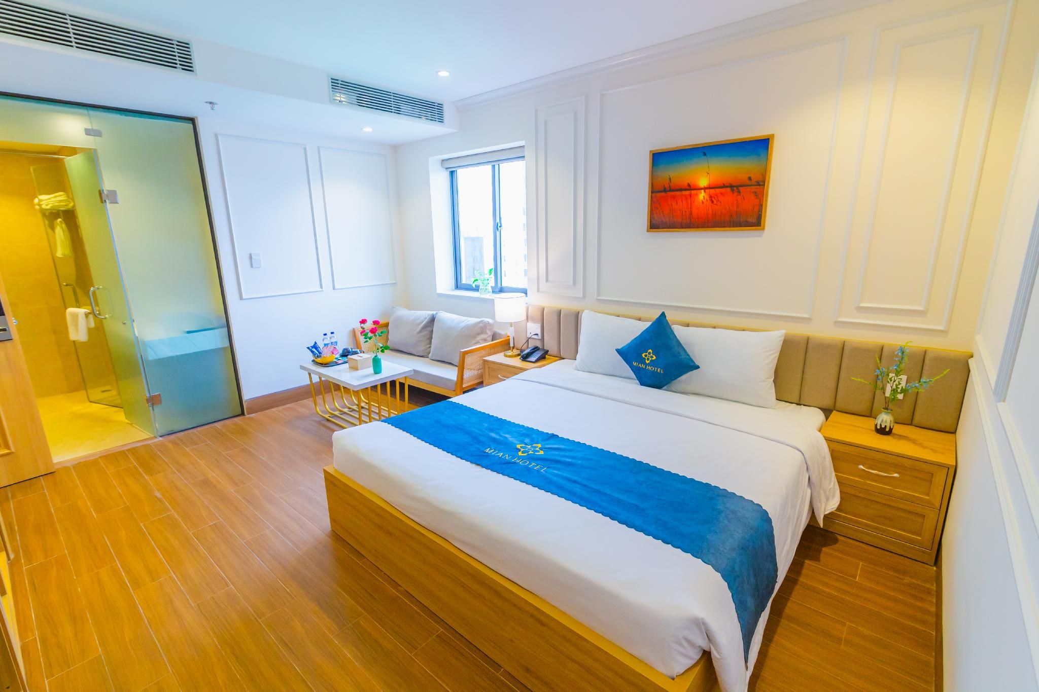 Superior - 1 King Bed