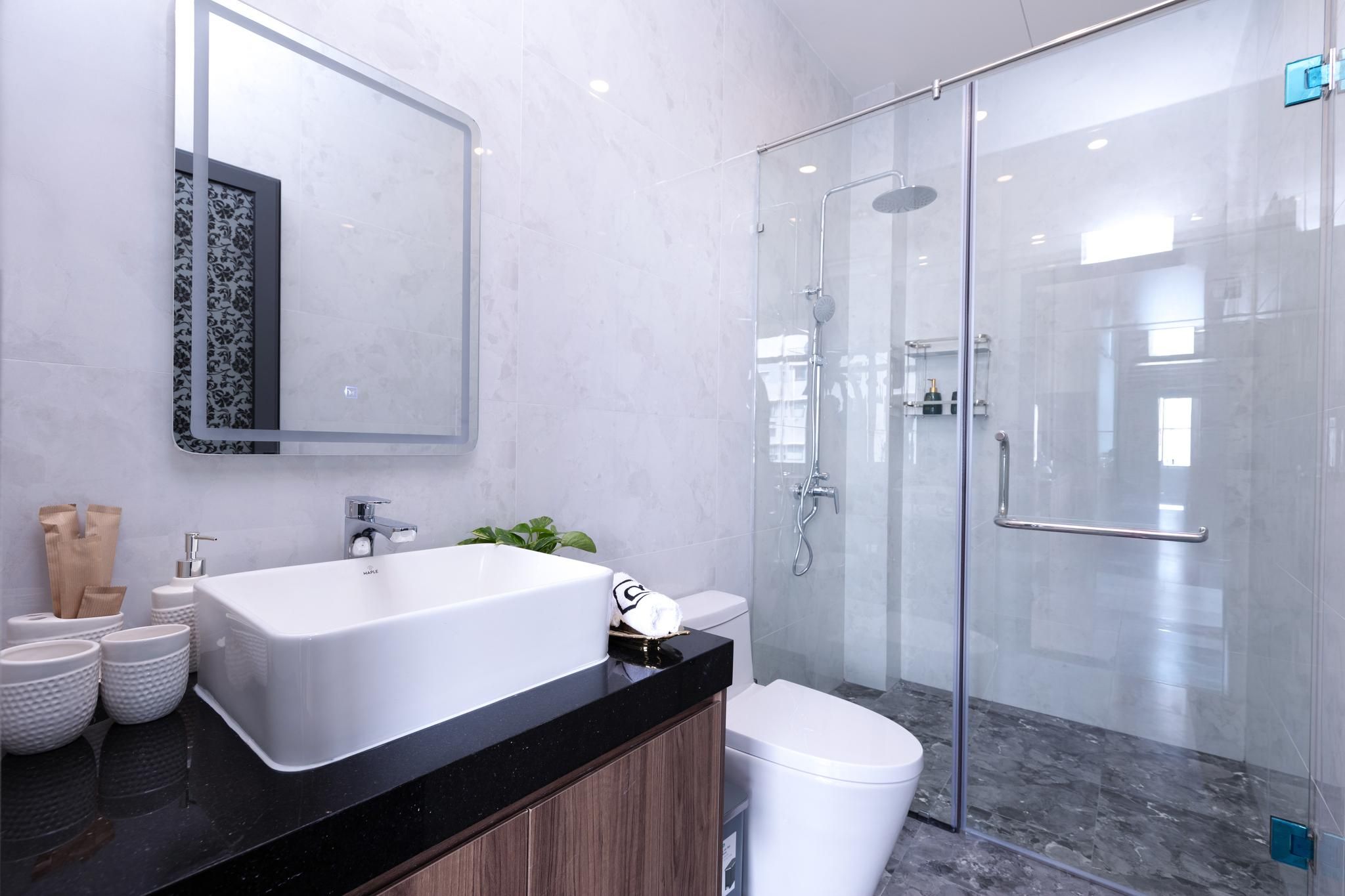 Superior One-Bedroom Apartment with Balcony