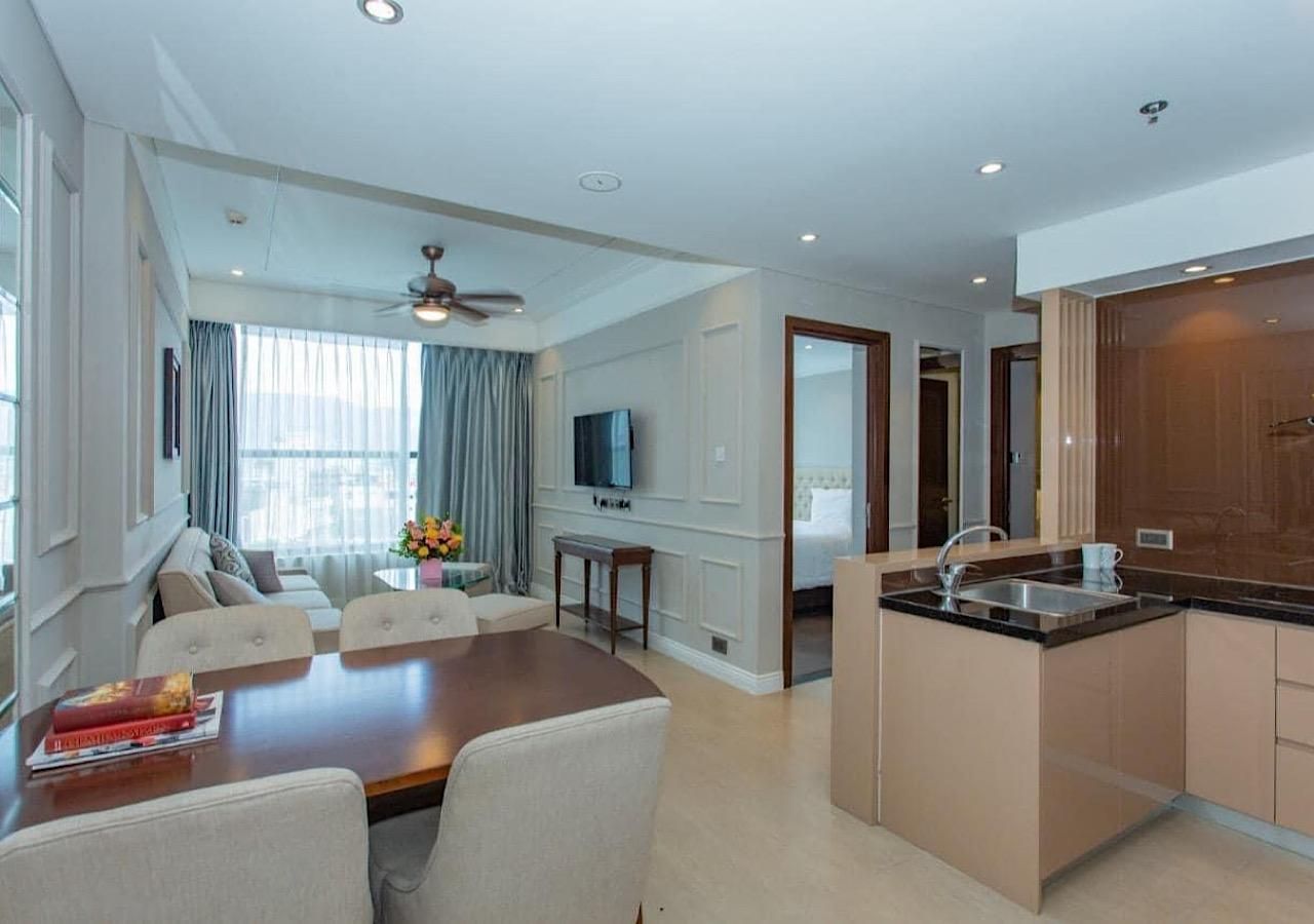 Partial Sea View Suite King