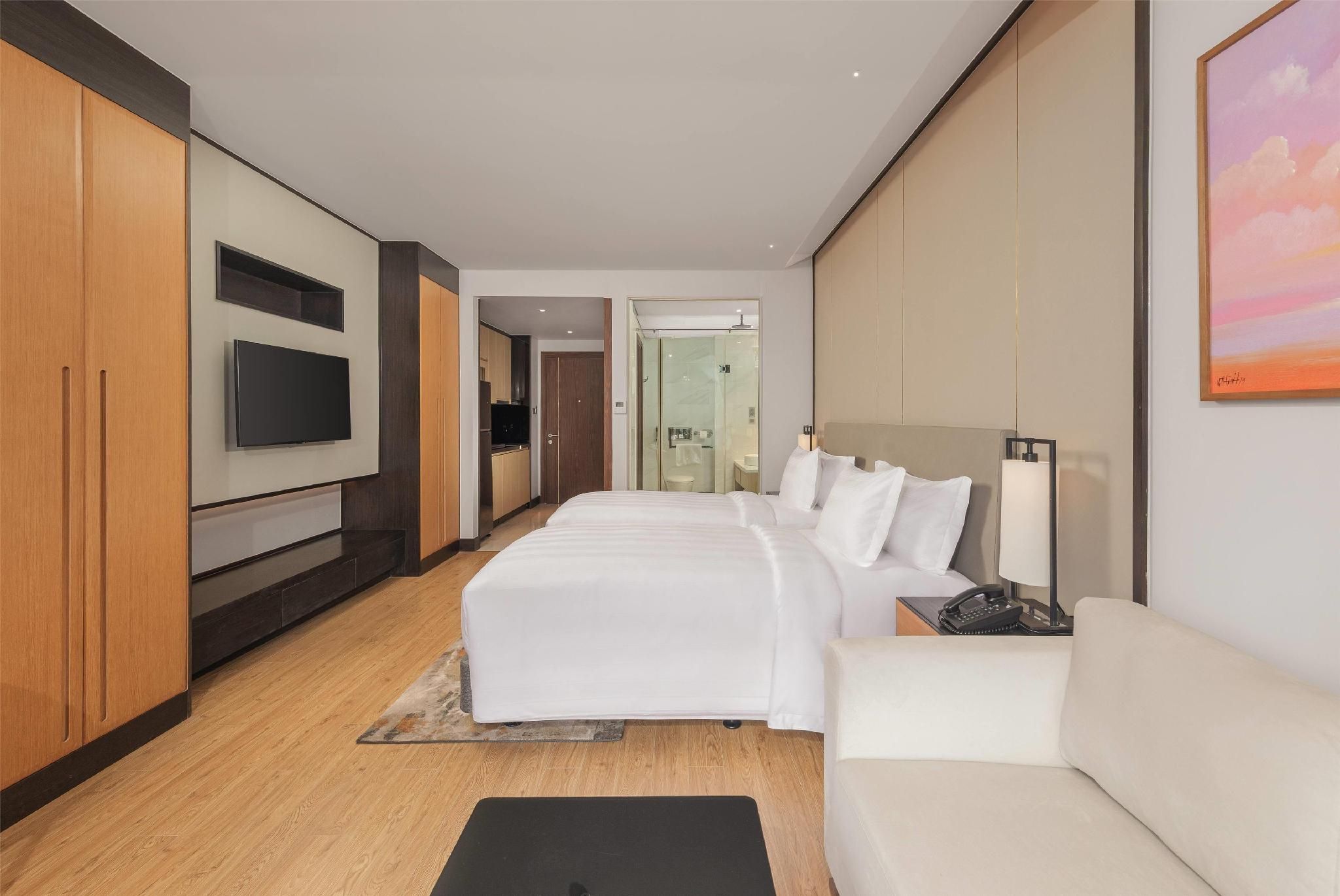 2 Single  Beds, Deluxe Studio, City View