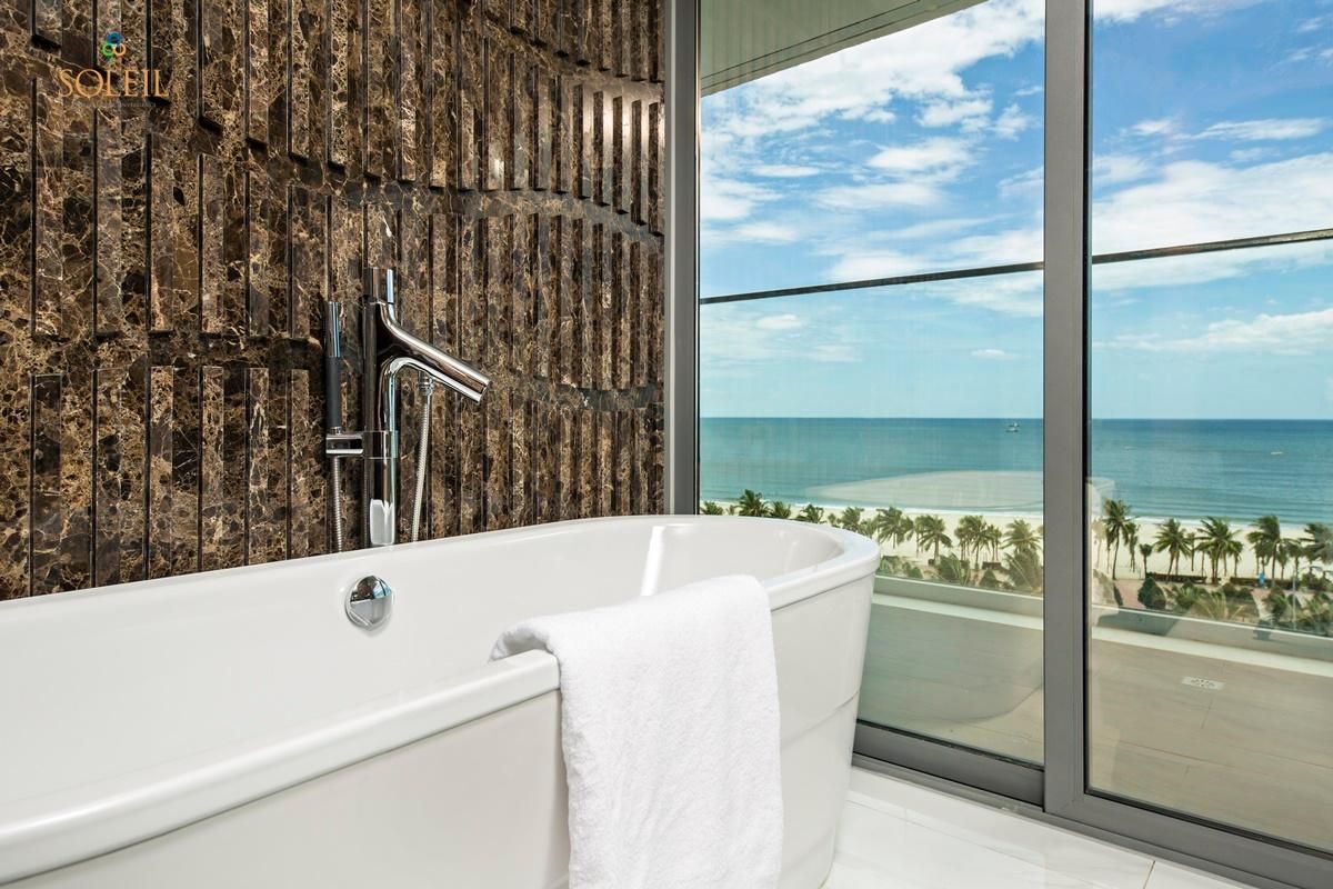 Wyndham Soleil Danang 2 Bedrooms, Family Suite, Ocean View, 2 King Beds 2