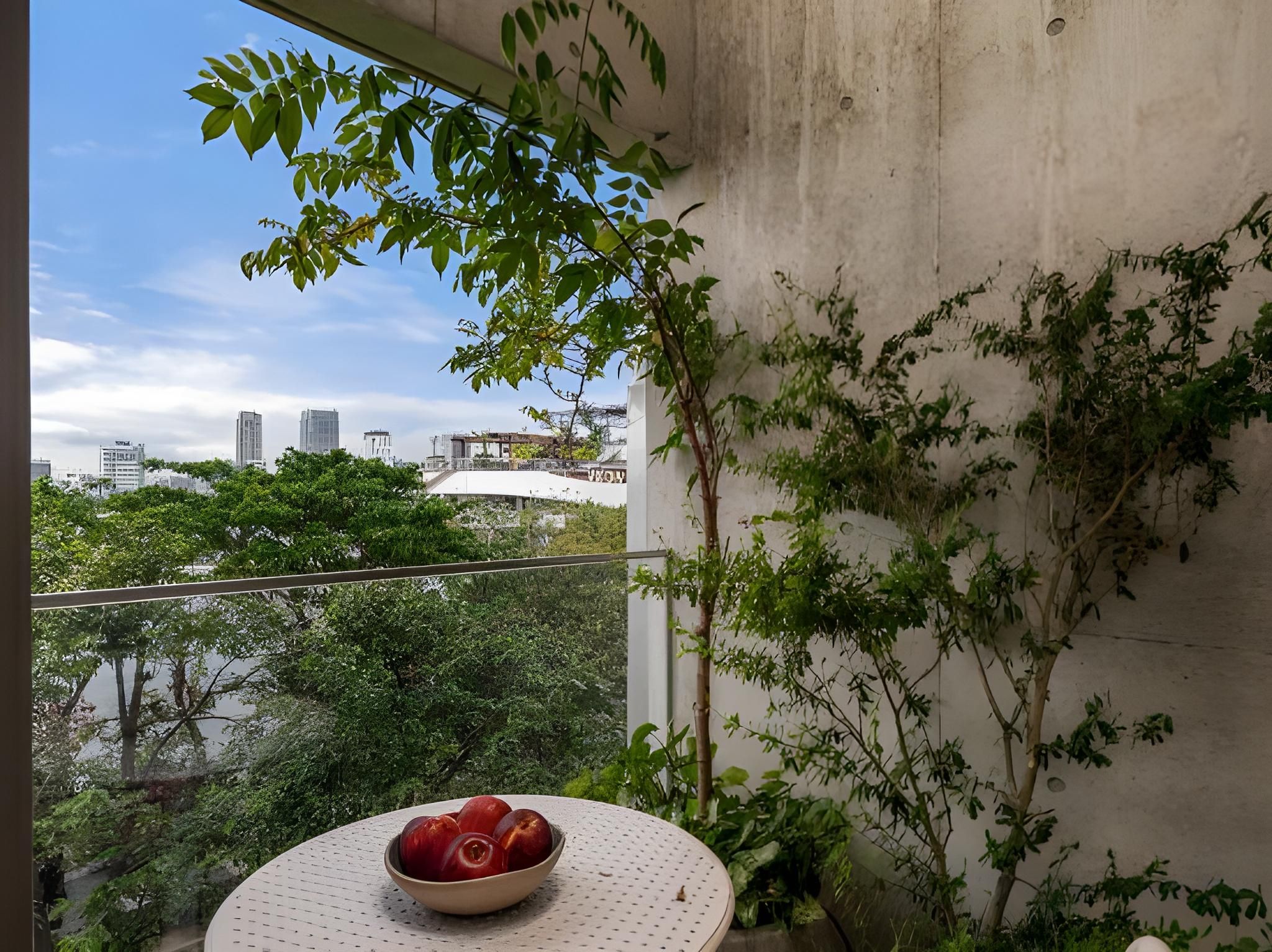 Oday Stay Hotel Da Nang Deluxe Double Room with Balcony 2