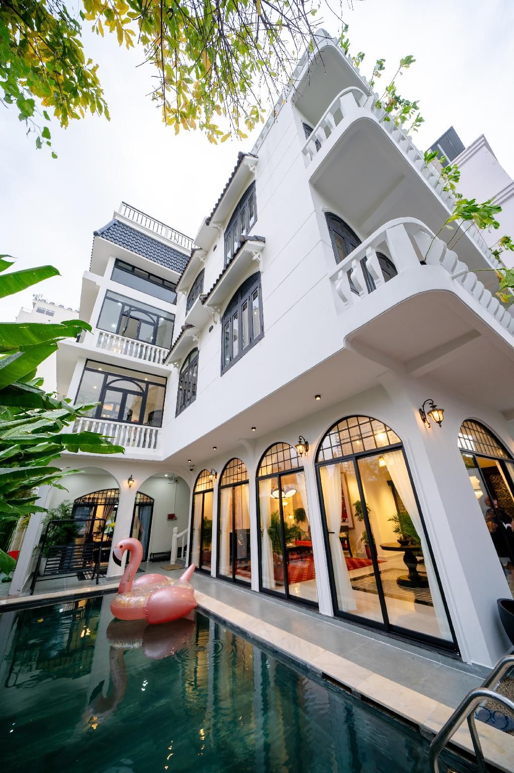 Sila Vana Private 7BRs Pool Villa Beach Da Nang