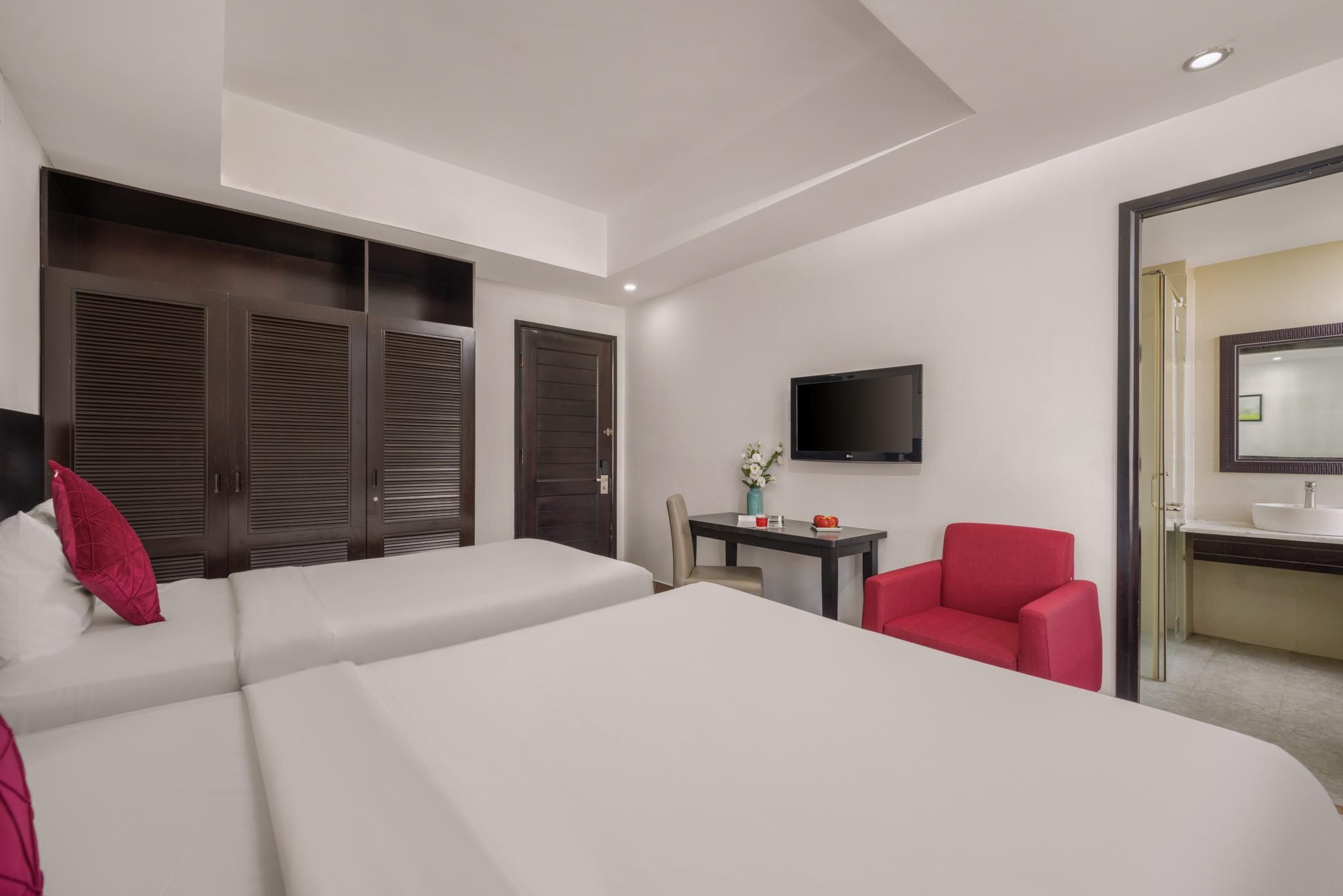 Triple Deluxe Sea View