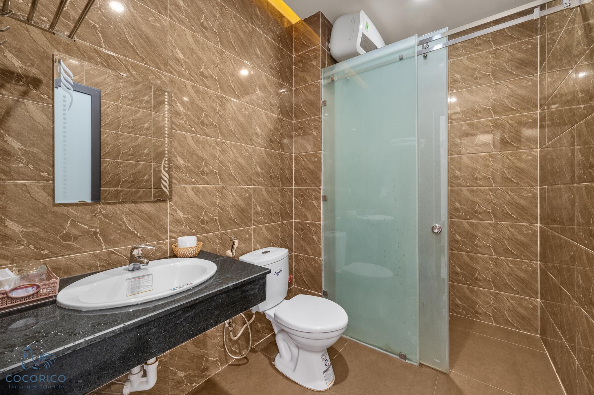 Cocorico Da Nang Beach Hotel Deluxe Double City View with Balcony 2