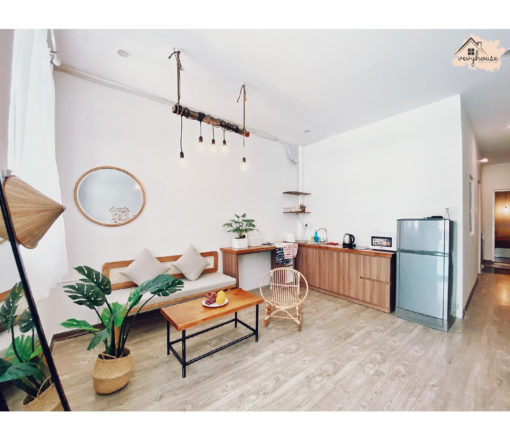 Apartment with Balcony and Kitchen