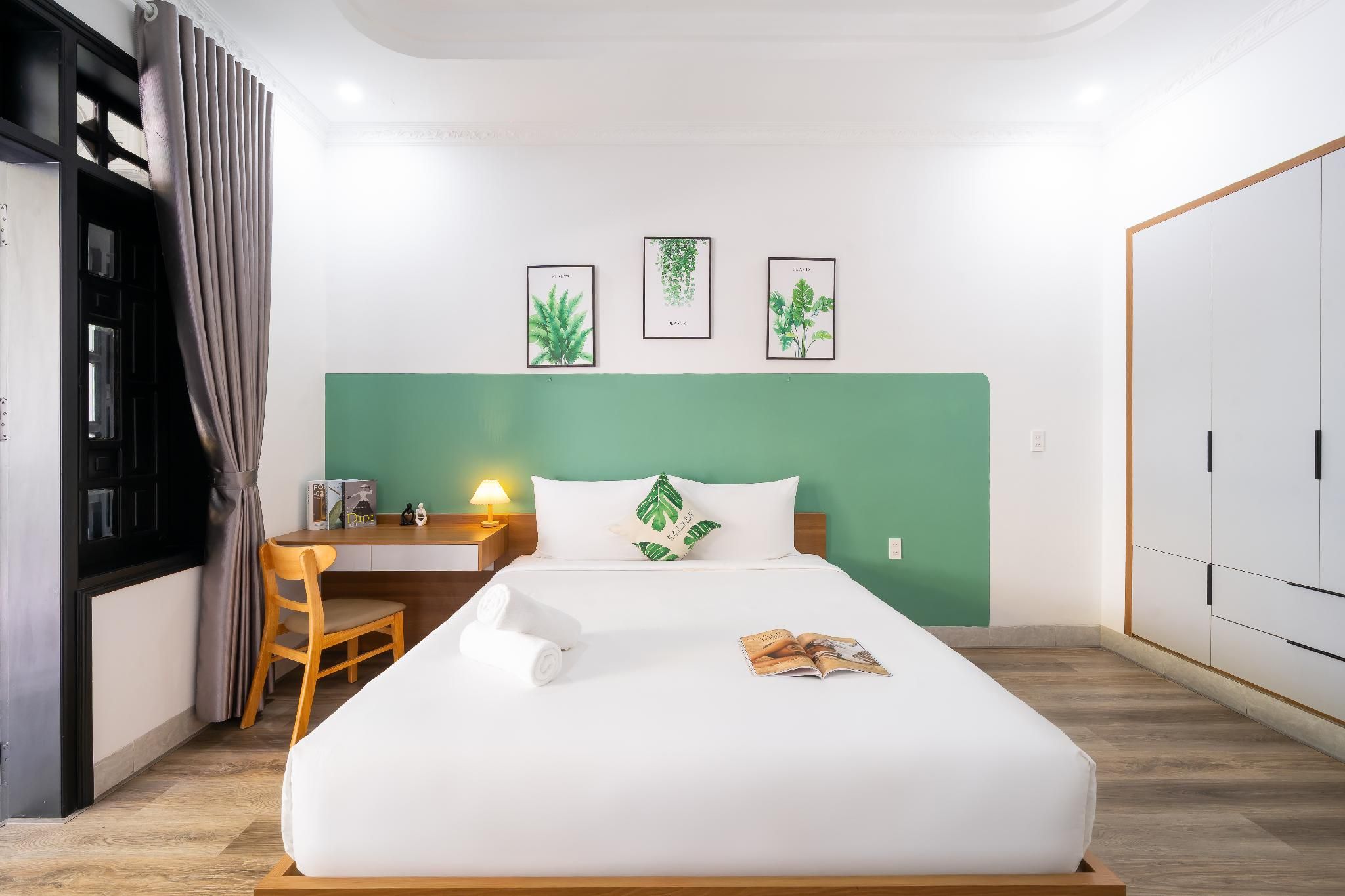 Deluxe Double Room with Balcony