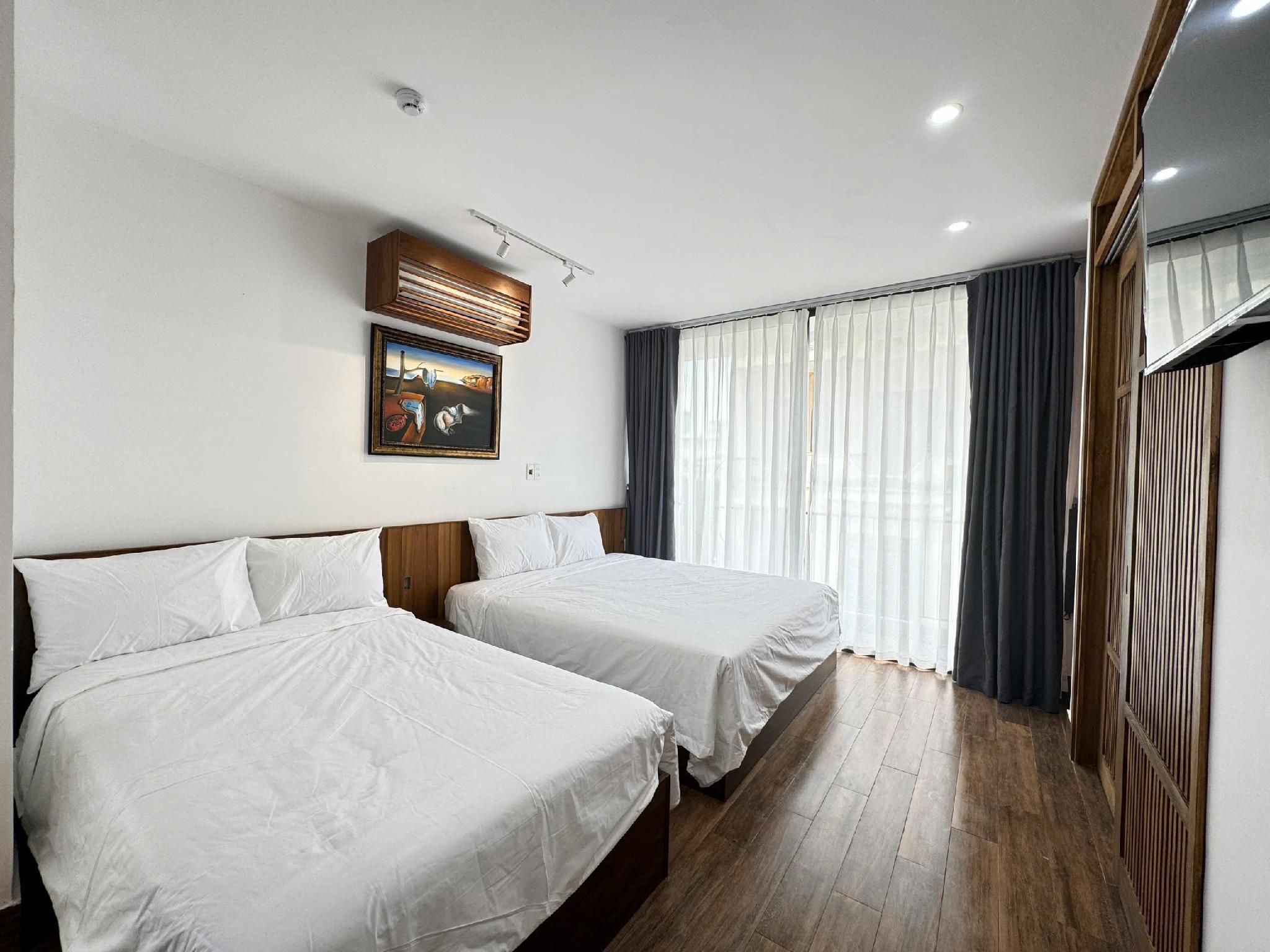 One Bedroom Family Apartment