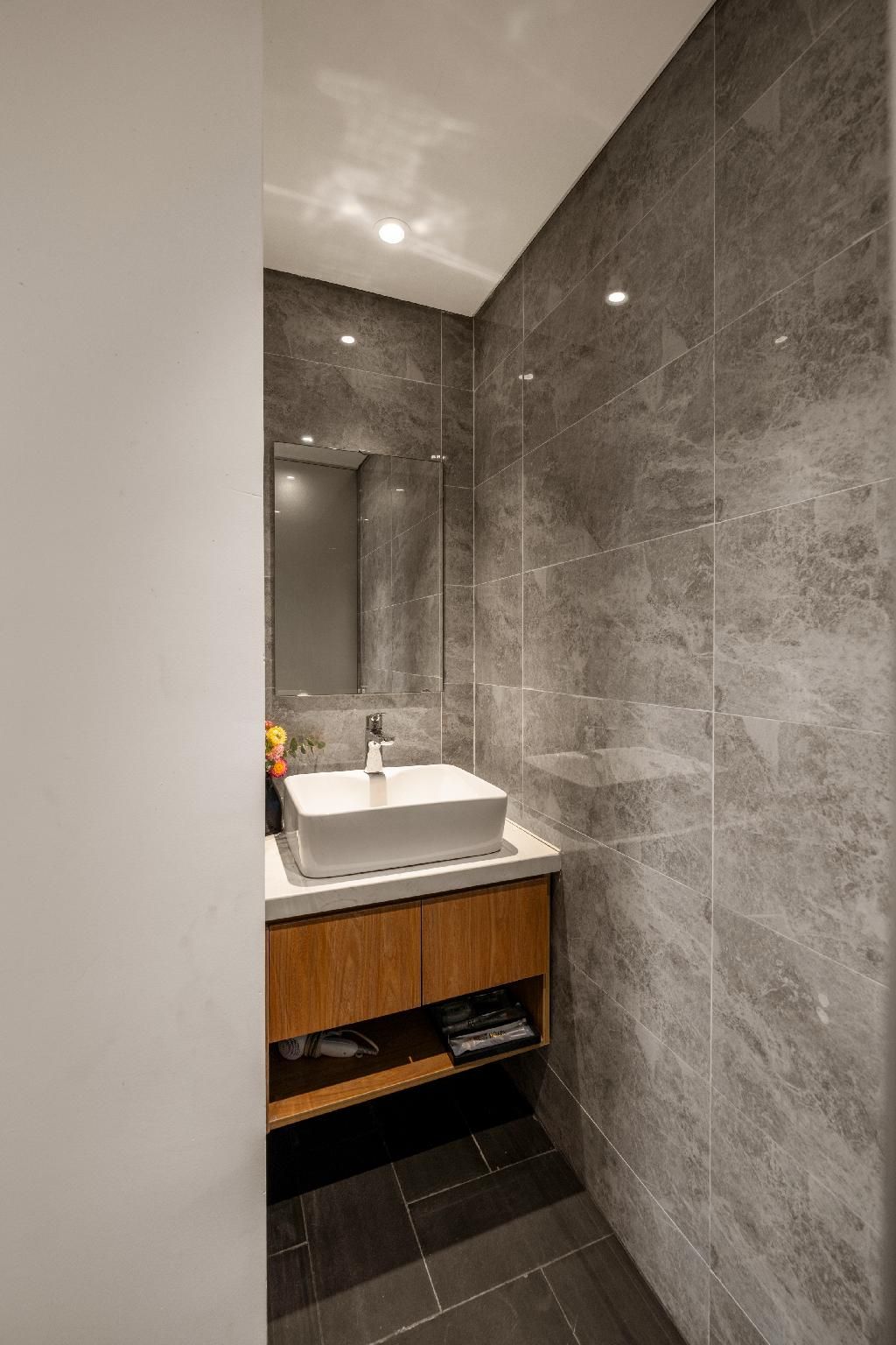 Deluxe King City View, Guest room, 1 King, City view